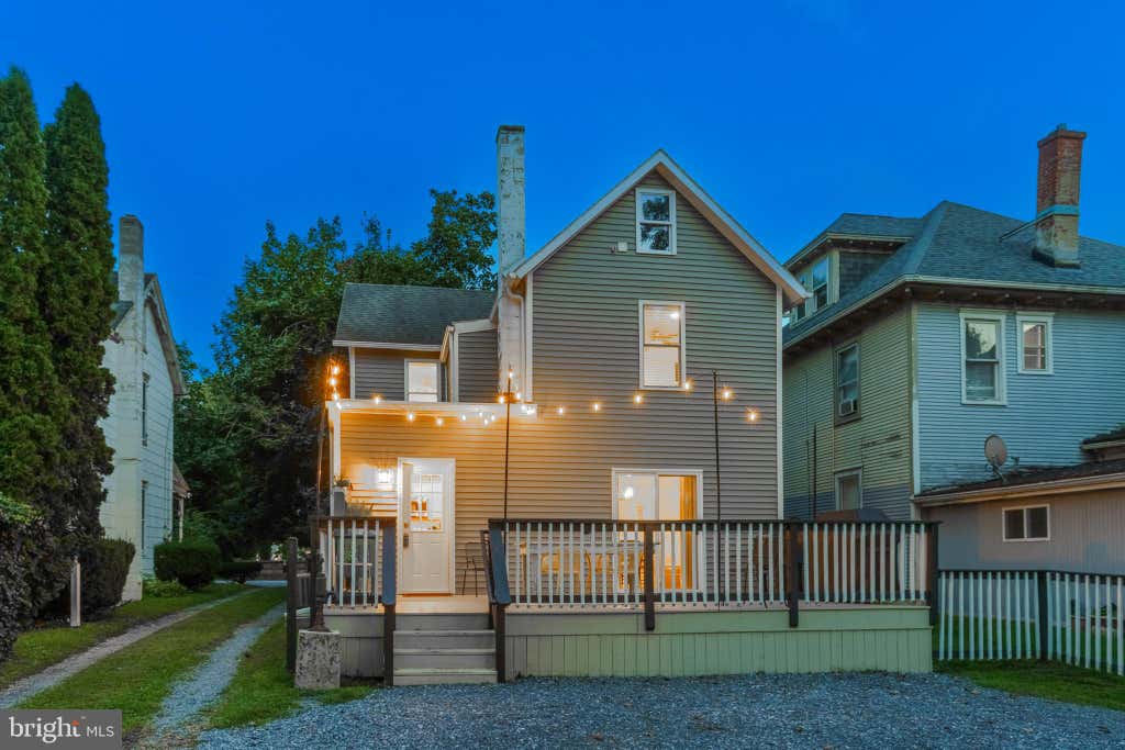 Photo of 1917 New Holland Pike, LANCASTER, PA 17601 (MLS # PALA2093968)