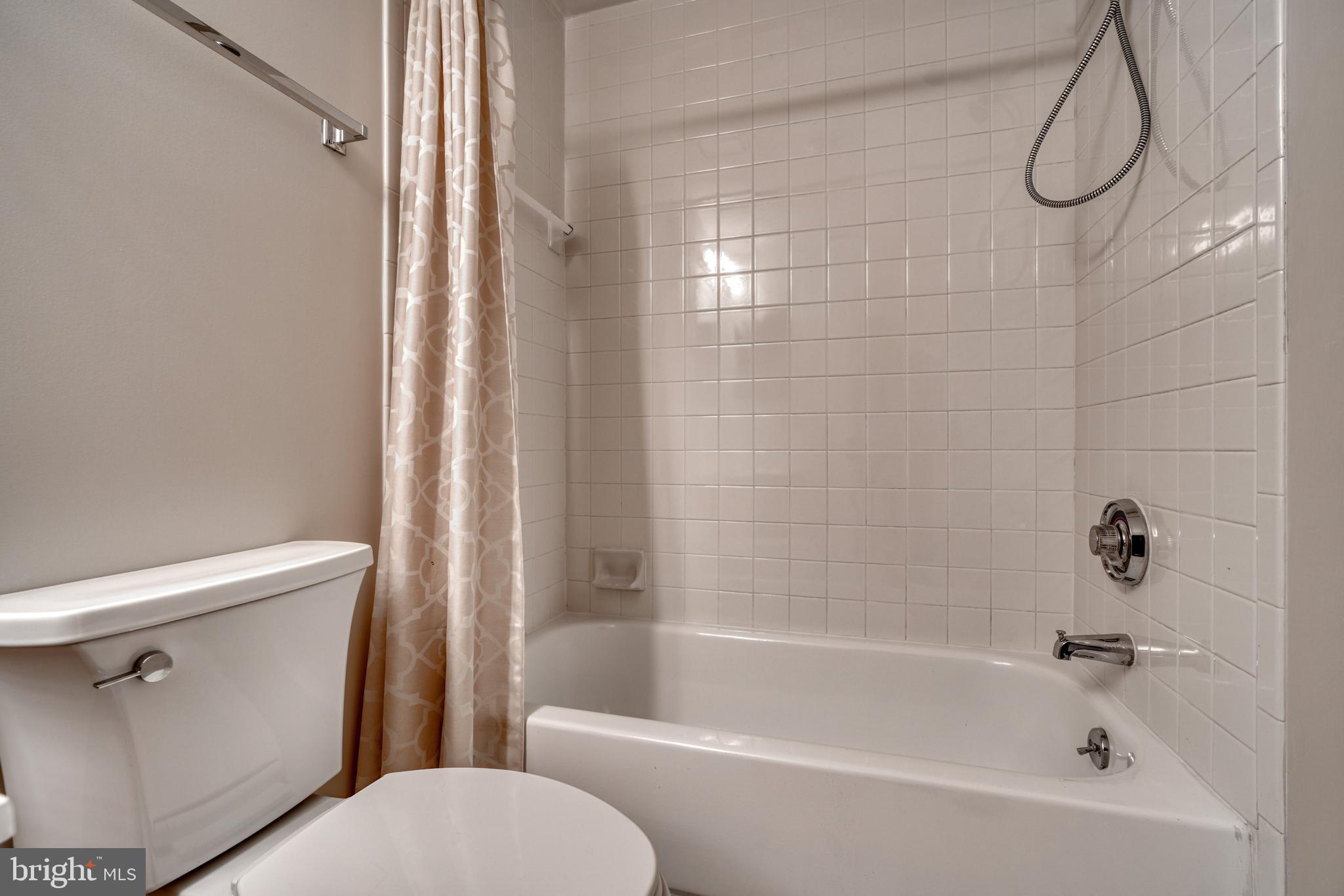 BELTS LANDING - Residential Lease