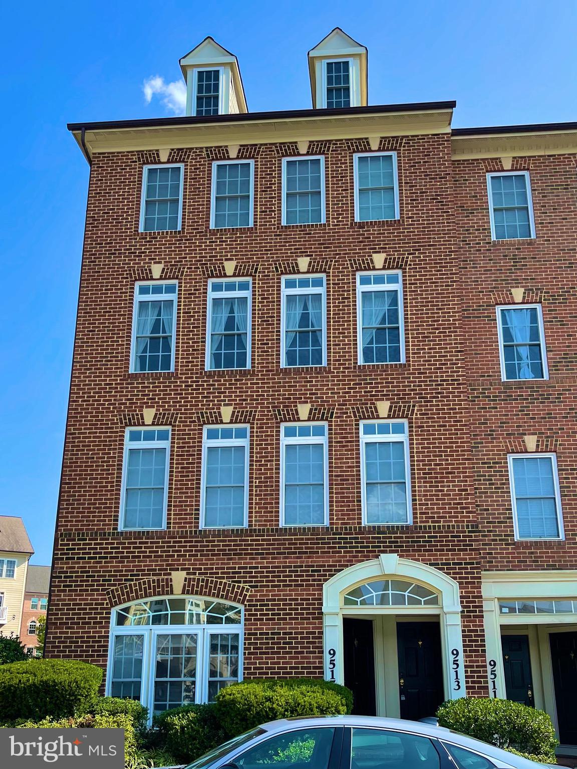 Spacious end unit townhouse condo with over 2600SF of living space. Upscale kitchen with breakfast area. Balcony off family room. 3 spacious bedroom and 2.5 bath. 1 car garage. Fresh paint. Community amenities includes: Library, shopping center, water park, pools, gym, playgrounds, parks, tennis and basketball etc. Walk to the YMCA with aquatic center etc. Walk to all public schools. Minutes to I-270. Urbana school district.