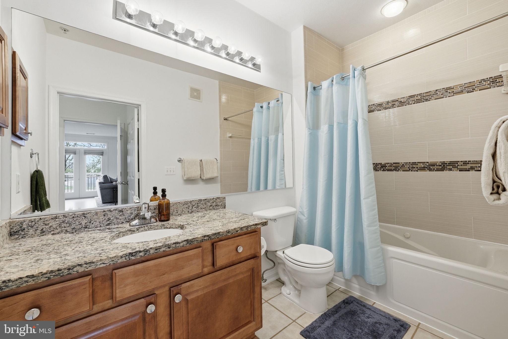 MARQUIS AT VIENNA STATION - Residential