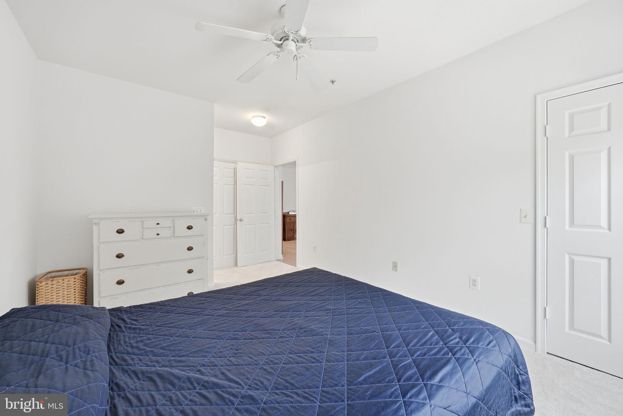 MARQUIS AT VIENNA STATION - Residential