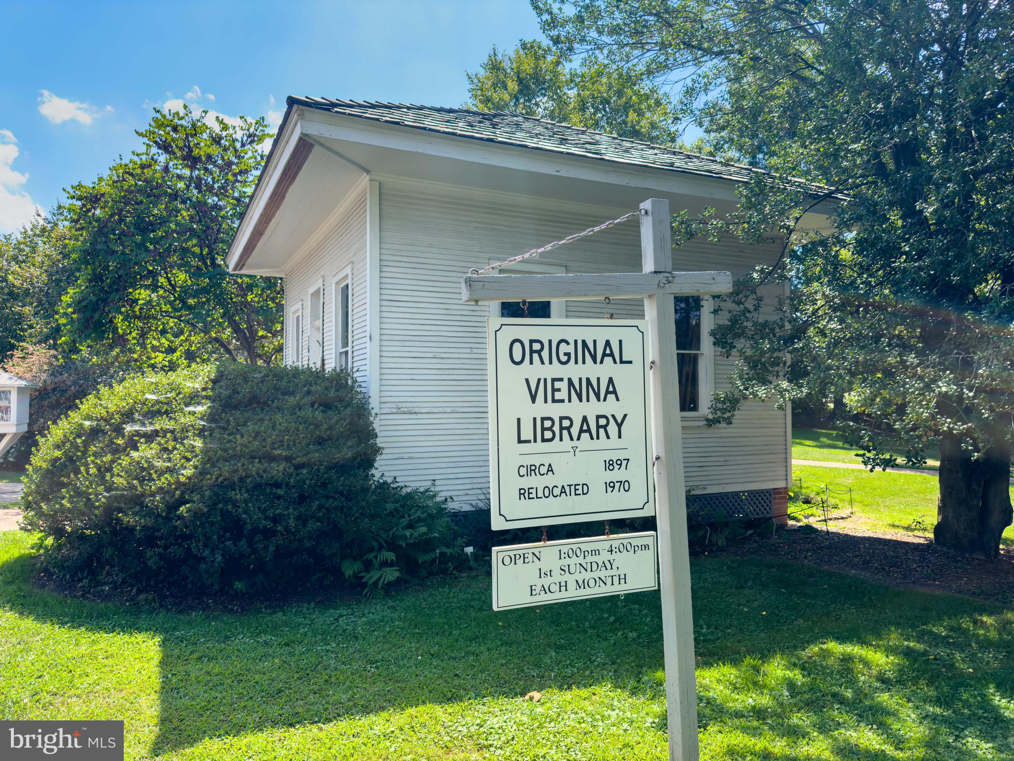 MARQUIS AT VIENNA STATION - Residential