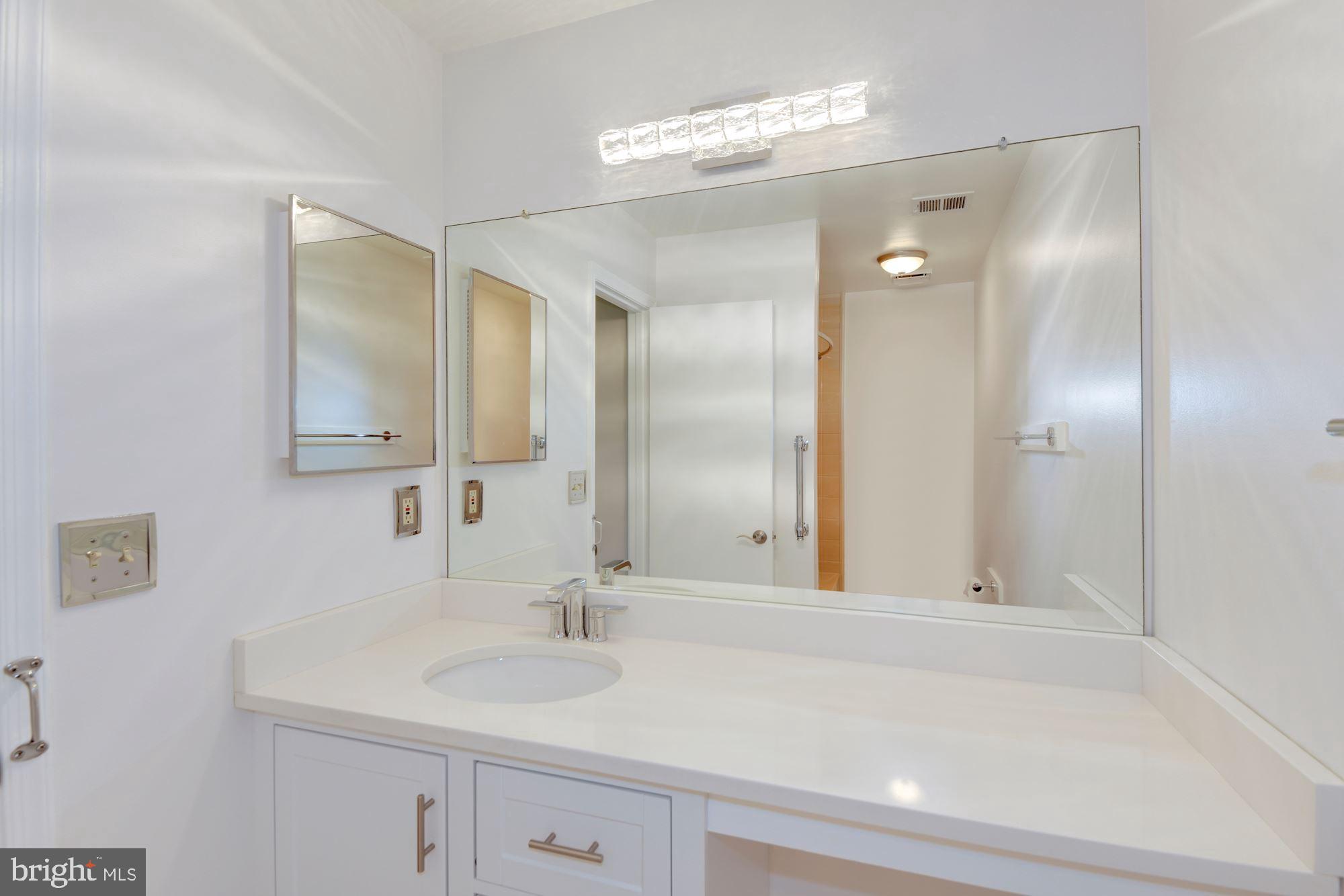 ROLLING STONE - Residential