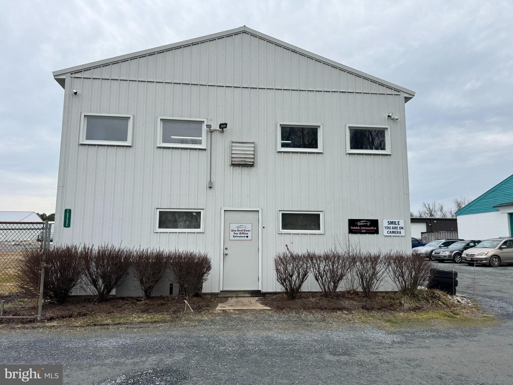 CLIFTON INDUSTRIAL PARK - Commercial Sale