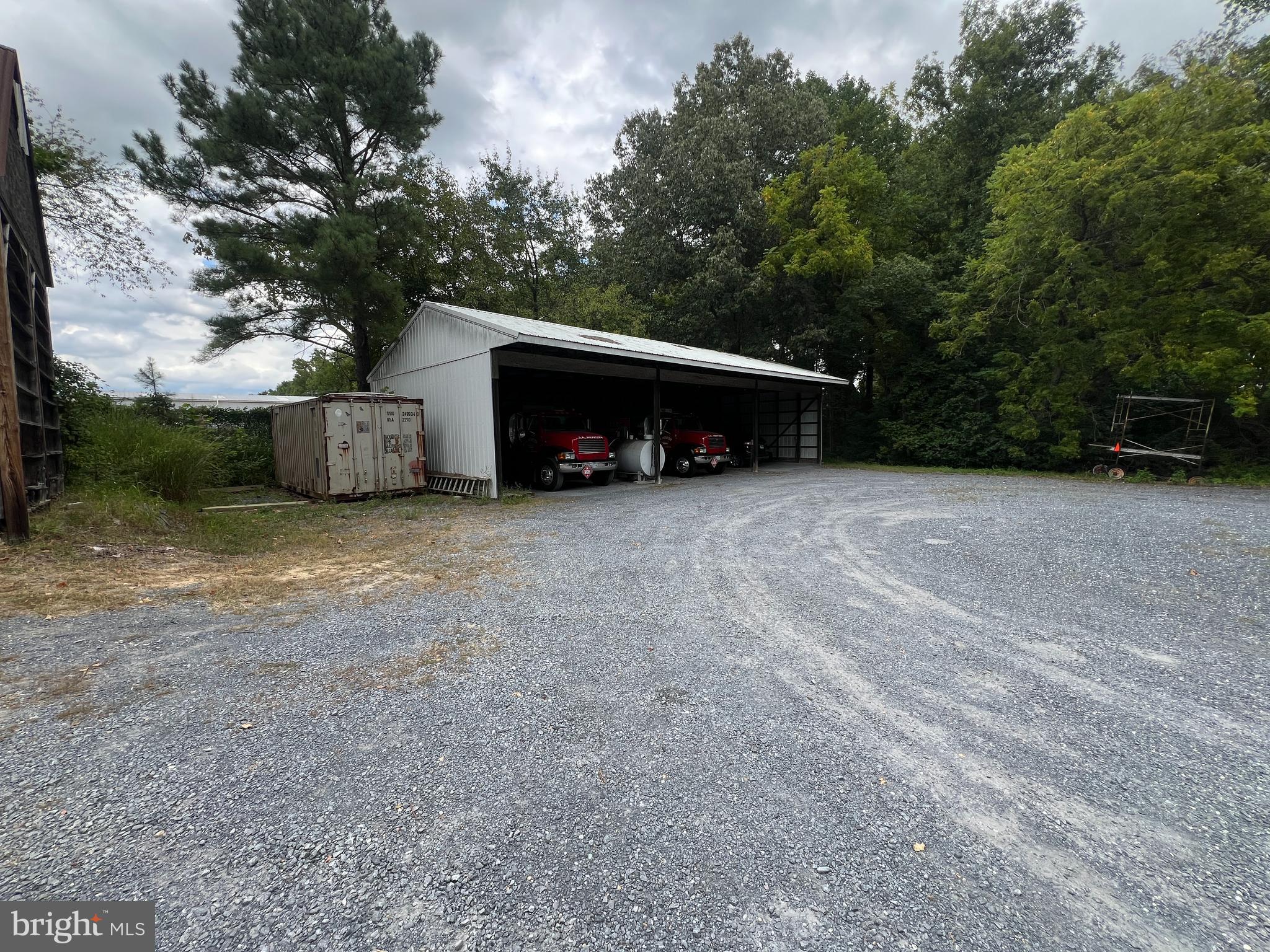 CLIFTON INDUSTRIAL PARK - Commercial Sale