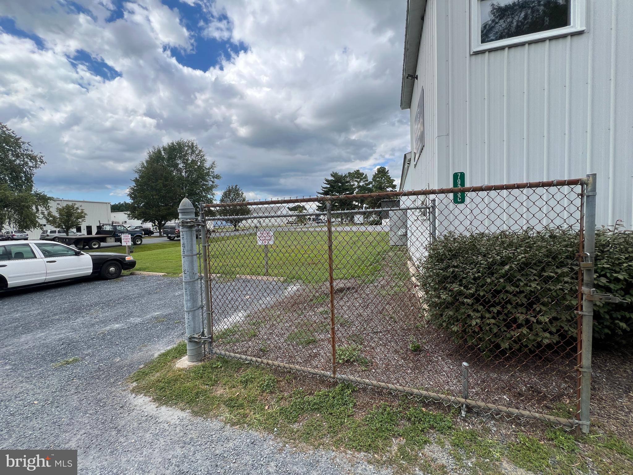 CLIFTON INDUSTRIAL PARK - Commercial Sale