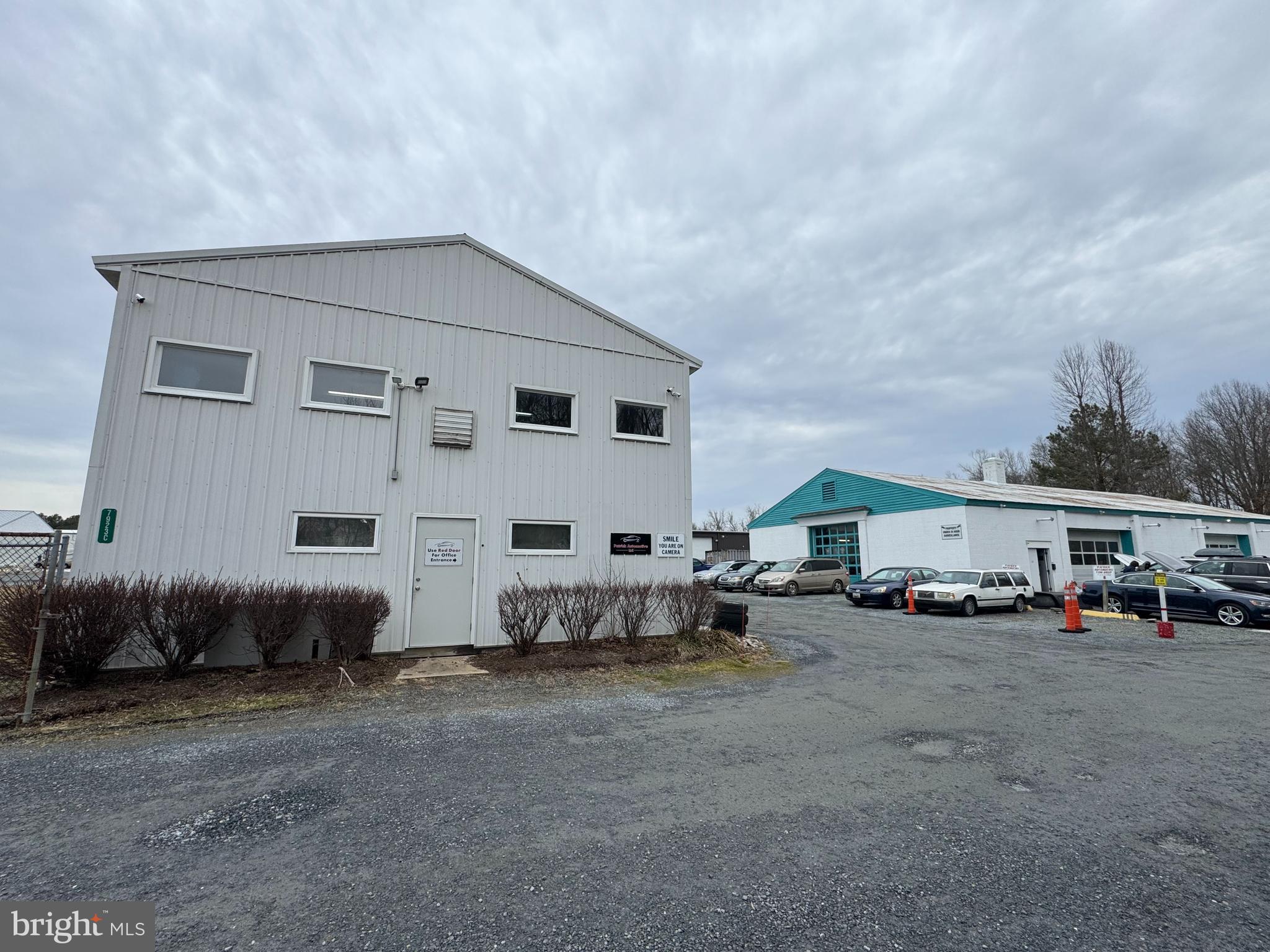 CLIFTON INDUSTRIAL PARK - Commercial Sale