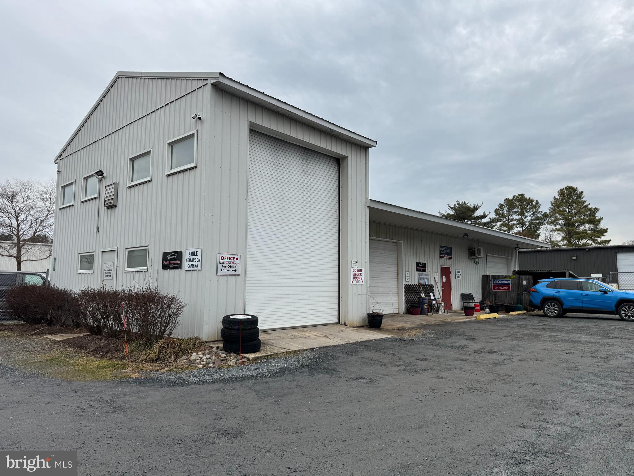 CLIFTON INDUSTRIAL PARK - Commercial Sale