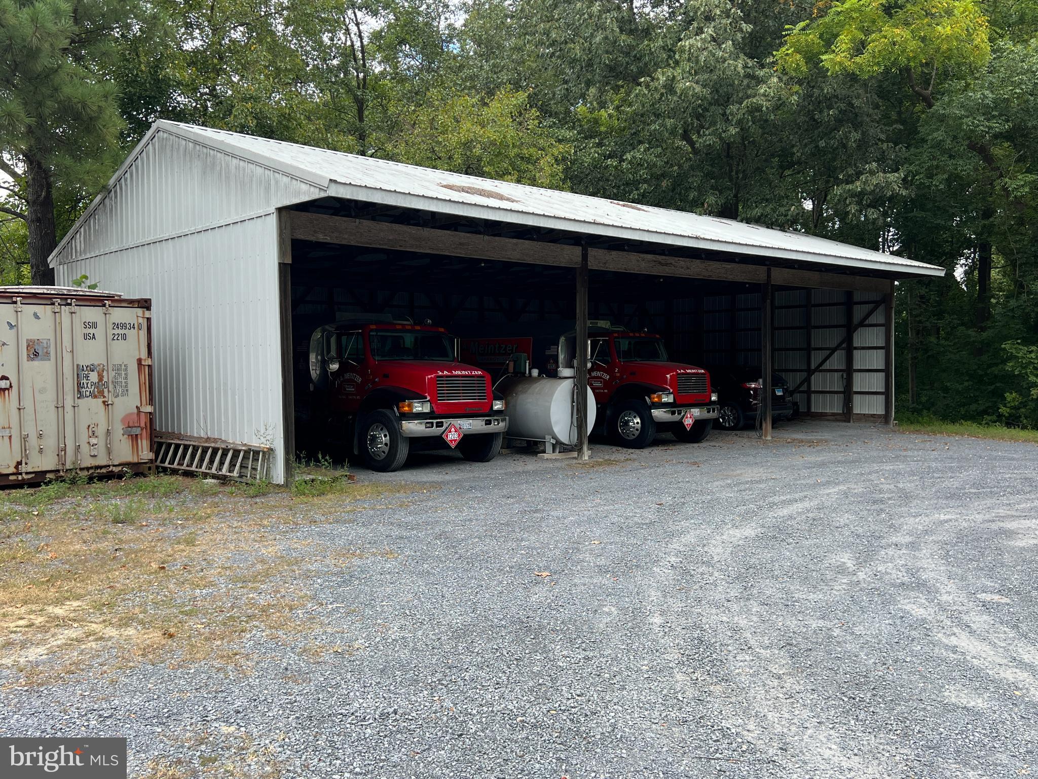 CLIFTON INDUSTRIAL PARK - Commercial Sale