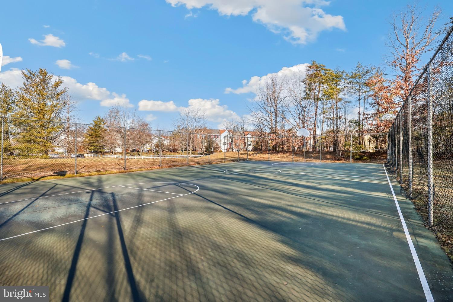 PARADISE / LANDS BAY - Residential