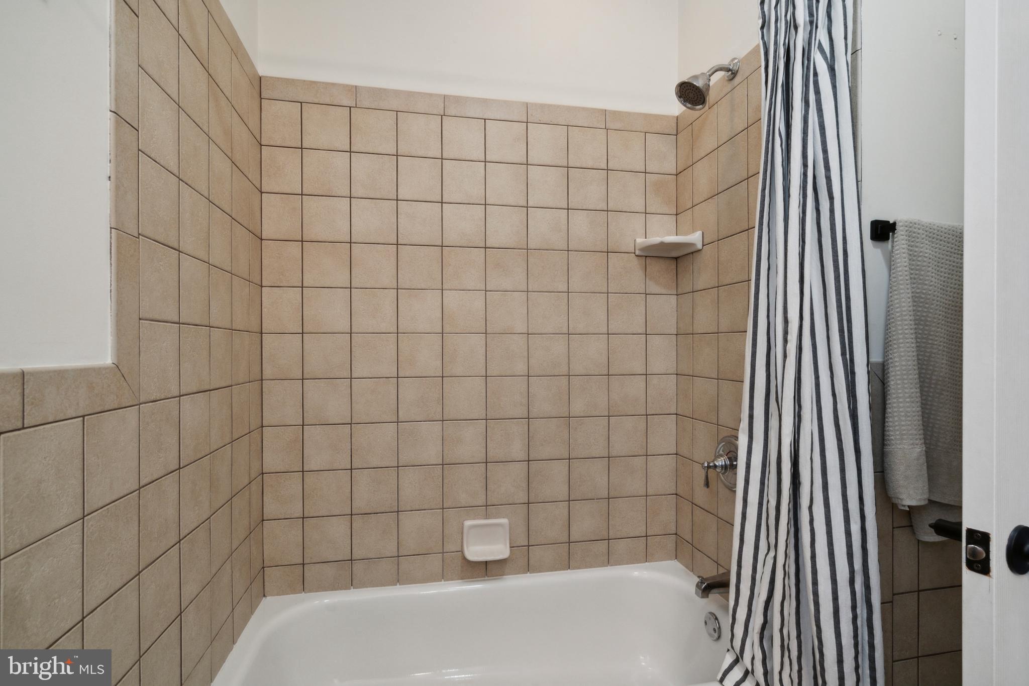 BELLA VISTA - Residential