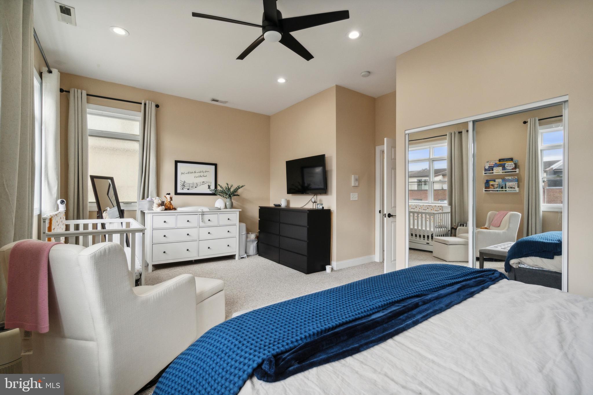 BELLA VISTA - Residential