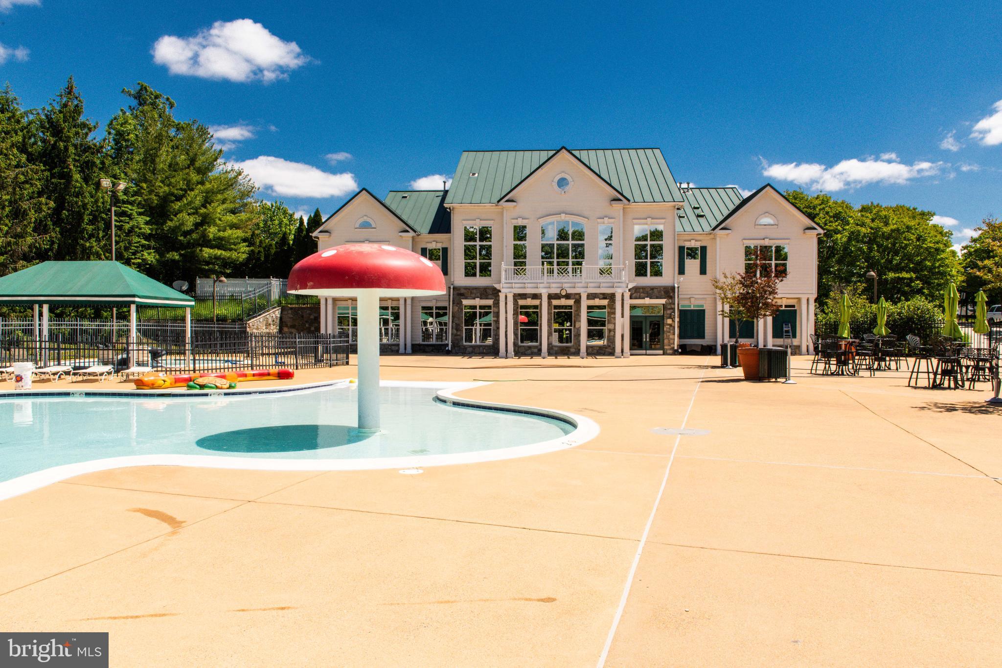 BELMONT COUNTRY CLUB - Residential