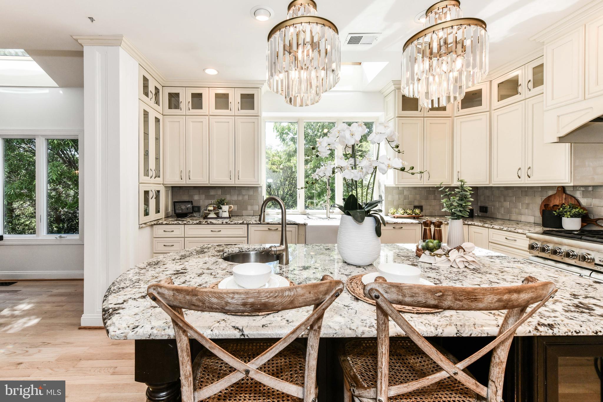 BELMONT COUNTRY CLUB - Residential