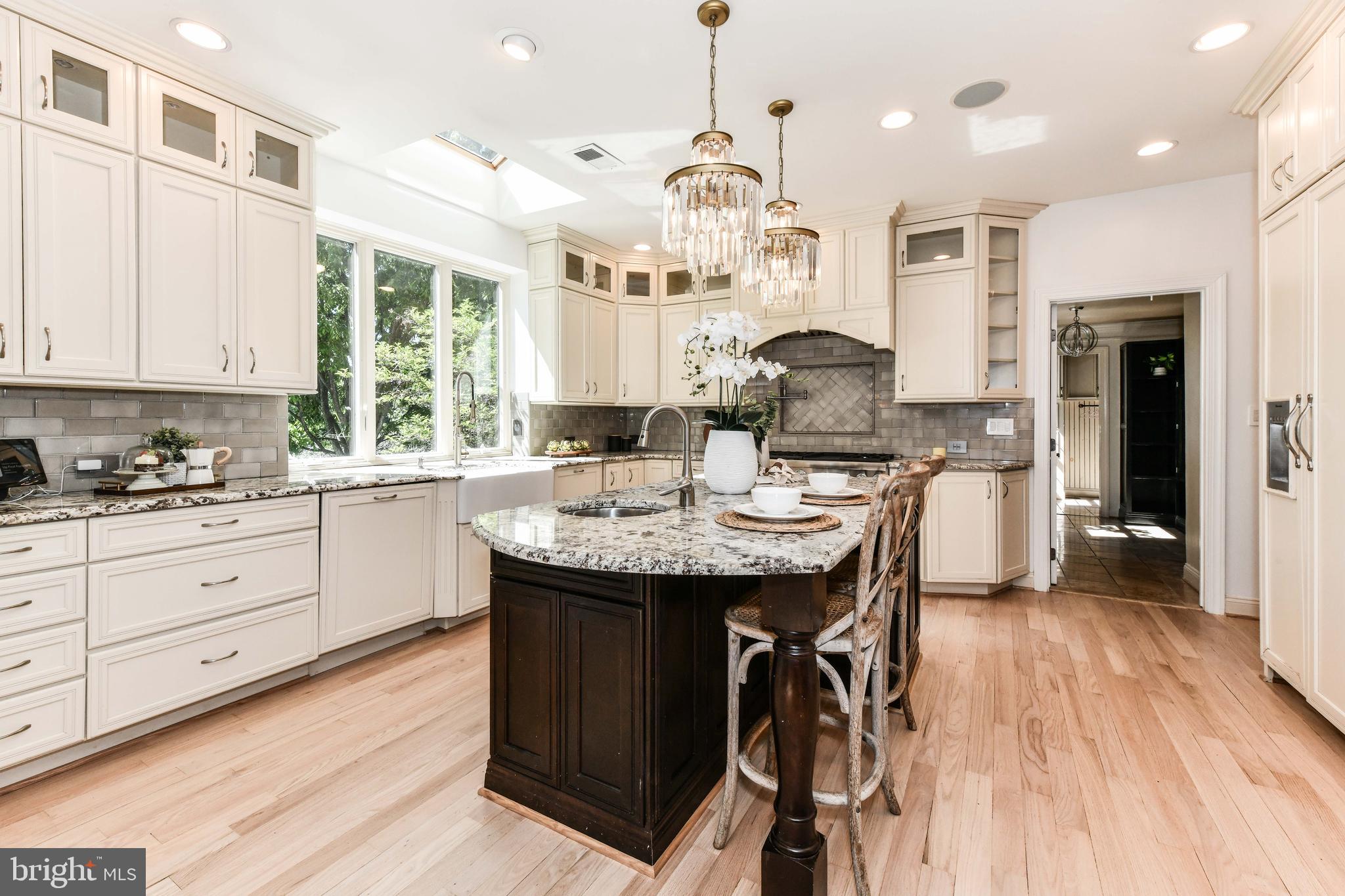 BELMONT COUNTRY CLUB - Residential