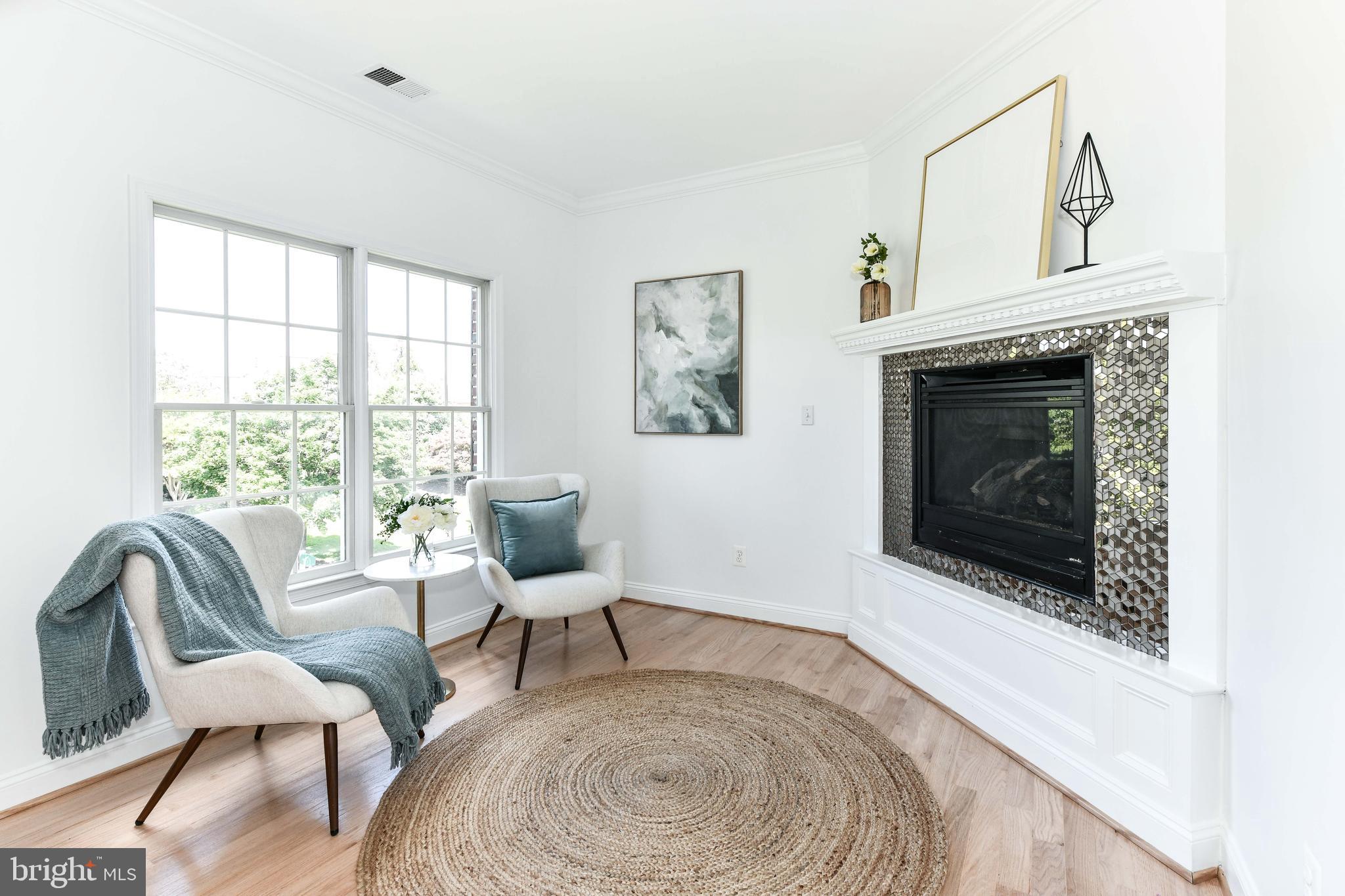 BELMONT COUNTRY CLUB - Residential