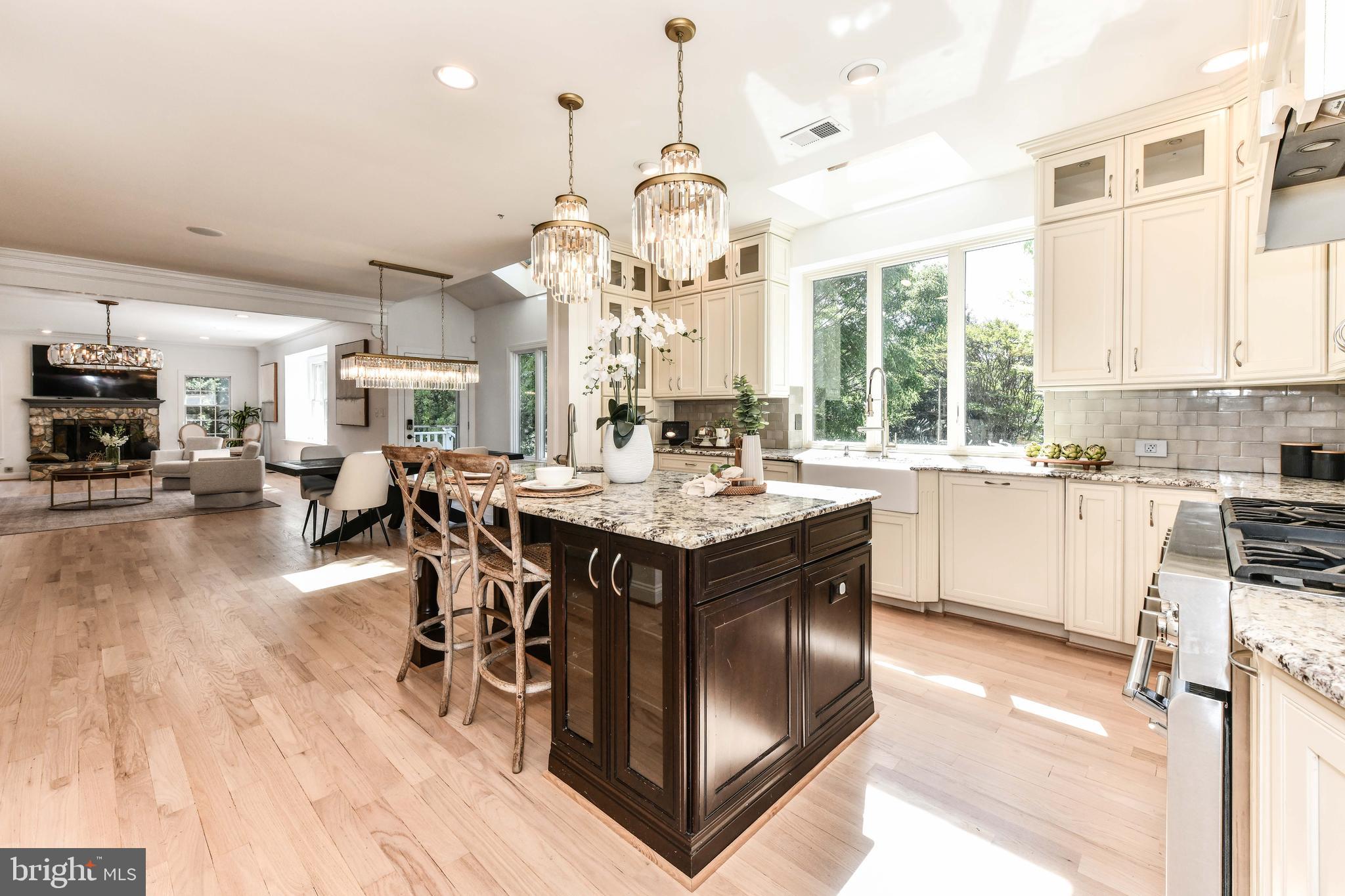 BELMONT COUNTRY CLUB - Residential