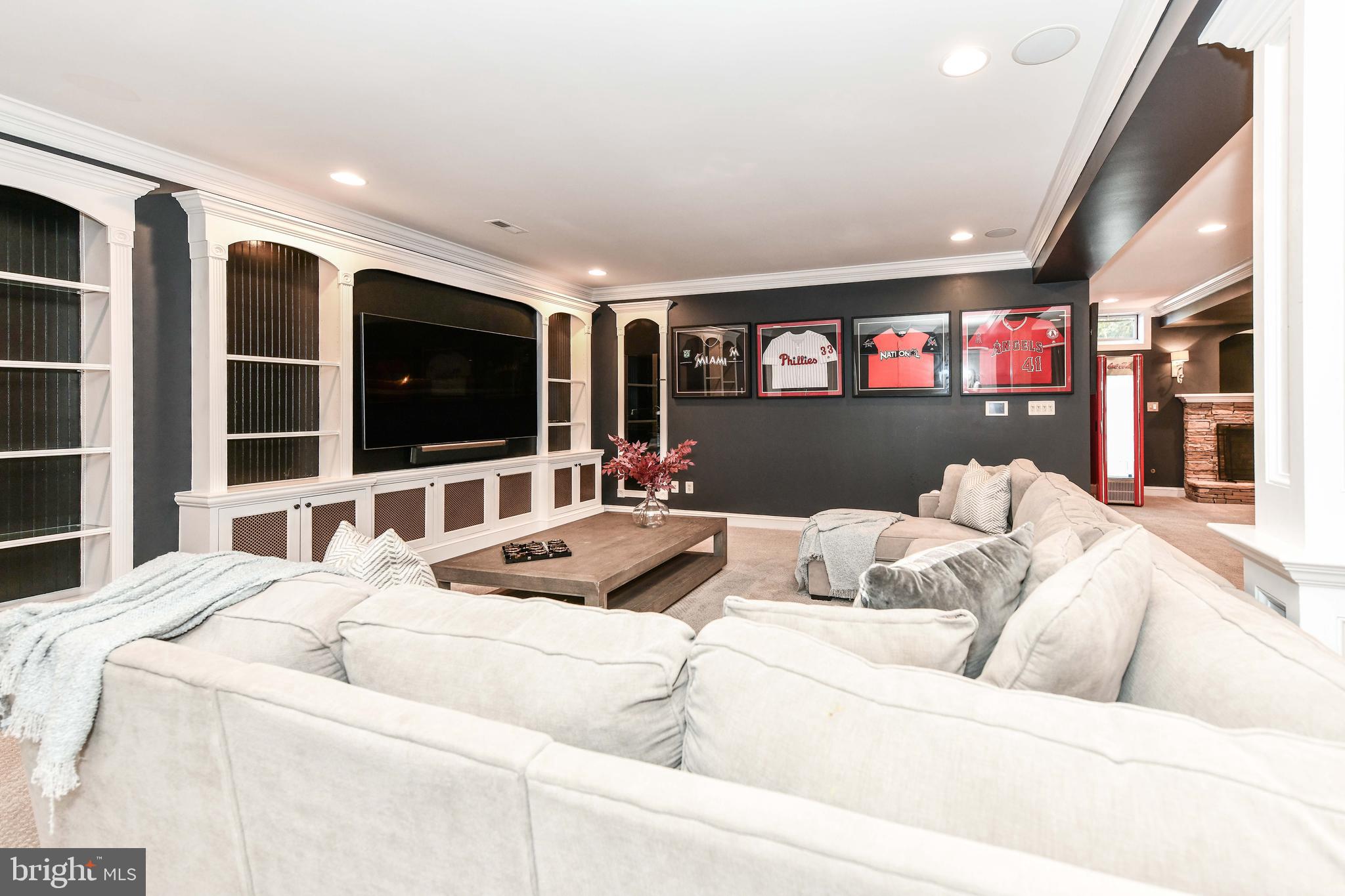 BELMONT COUNTRY CLUB - Residential
