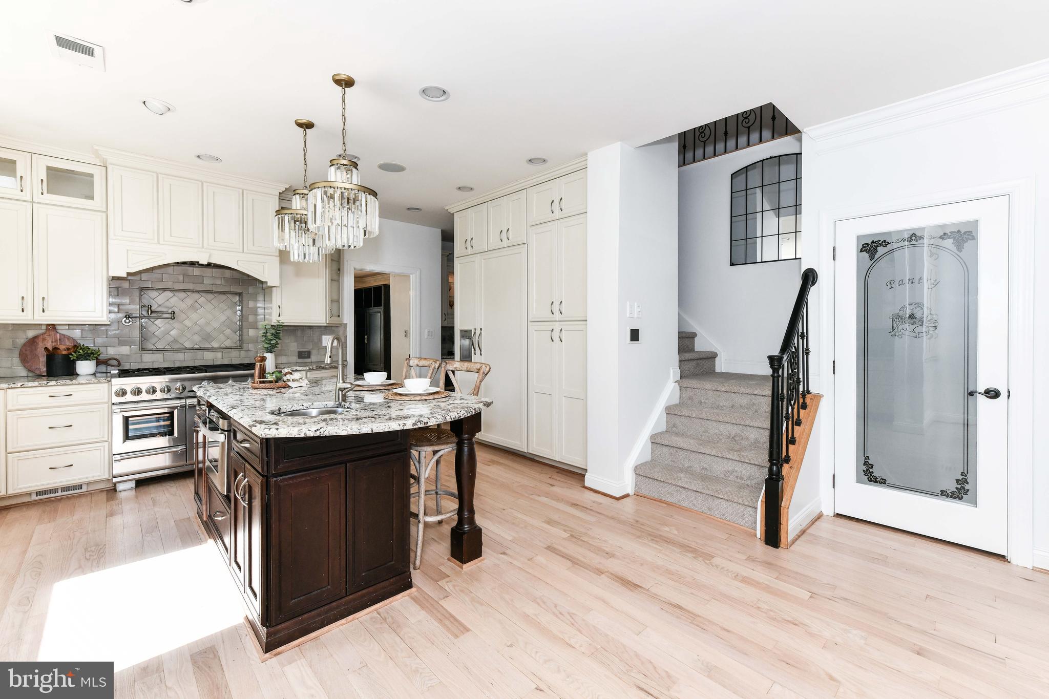 BELMONT COUNTRY CLUB - Residential