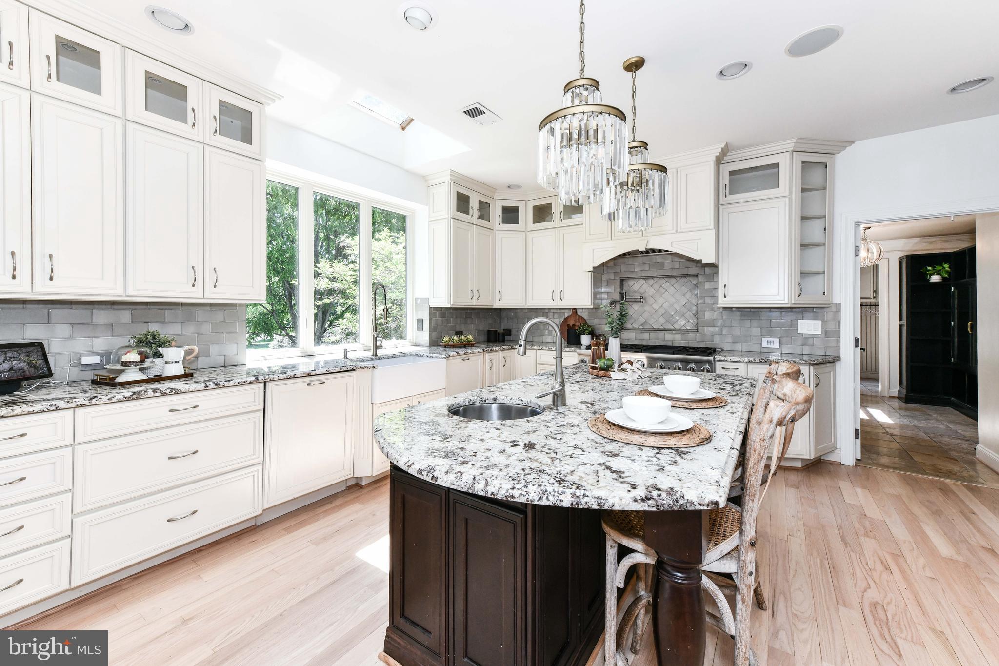 BELMONT COUNTRY CLUB - Residential