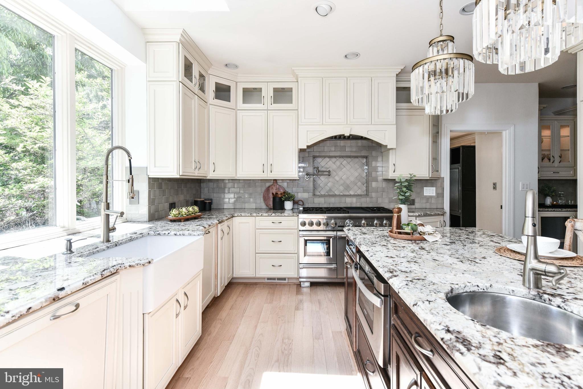 BELMONT COUNTRY CLUB - Residential
