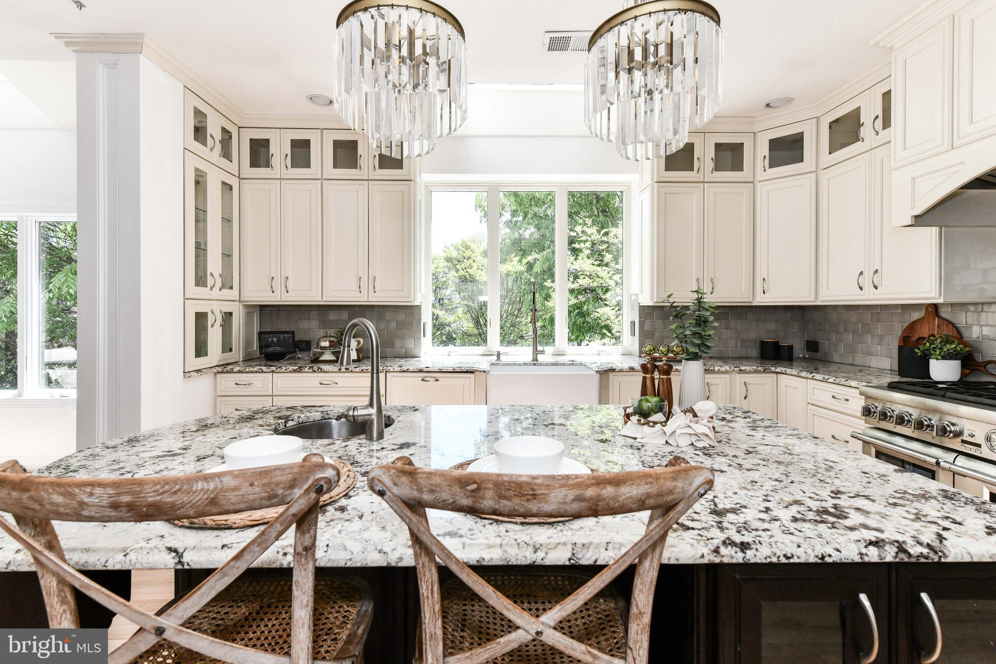 BELMONT COUNTRY CLUB - Residential