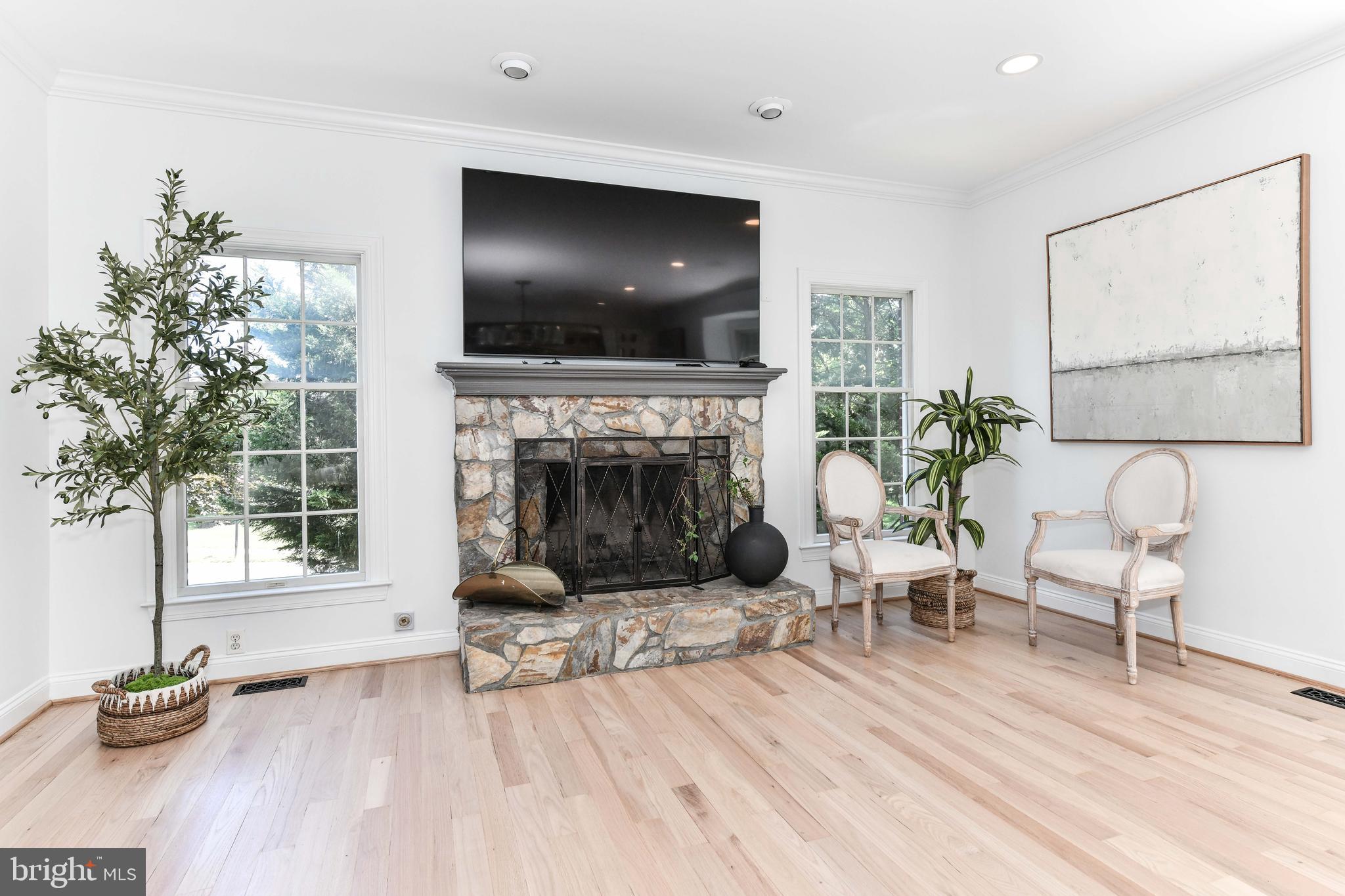 BELMONT COUNTRY CLUB - Residential