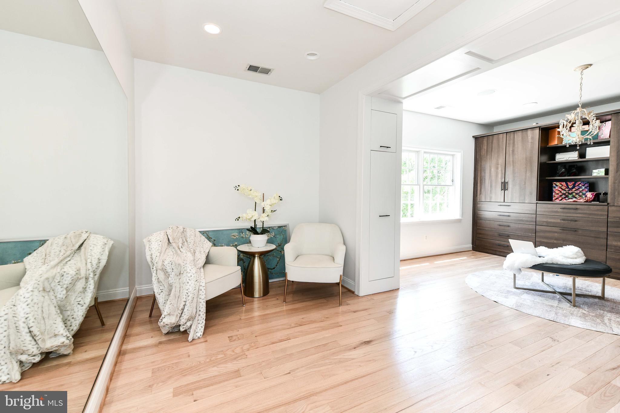 BELMONT COUNTRY CLUB - Residential