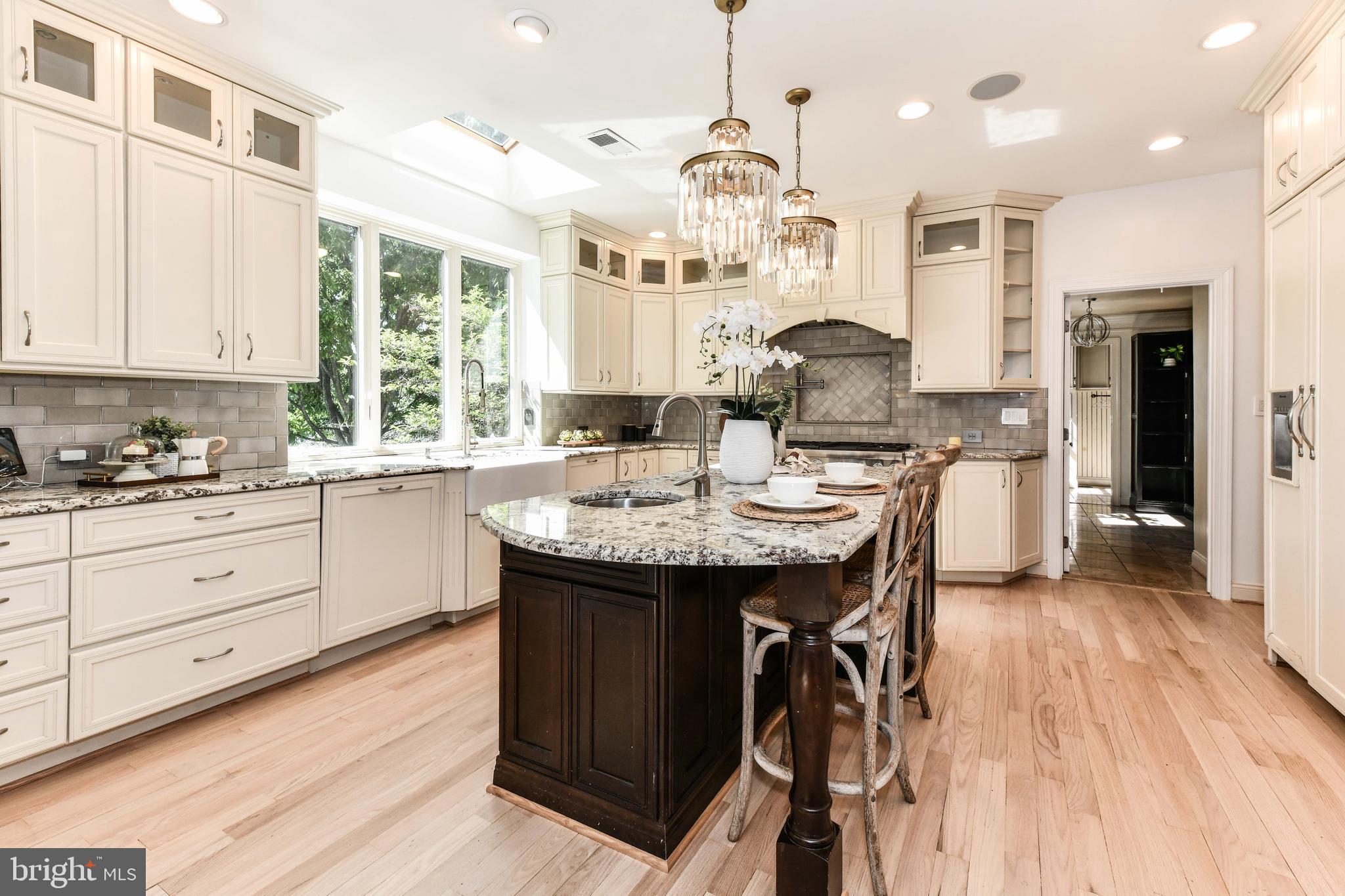 BELMONT COUNTRY CLUB - Residential