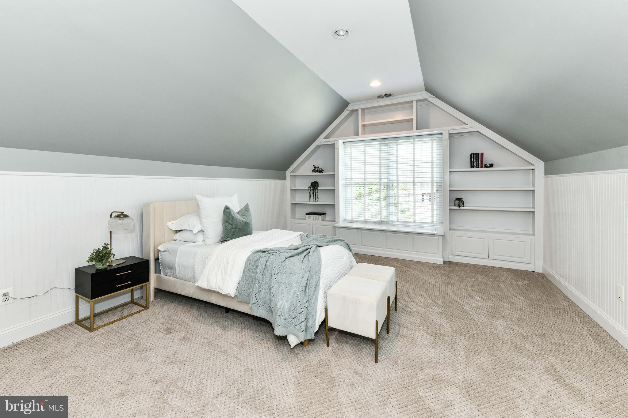 BELMONT COUNTRY CLUB - Residential