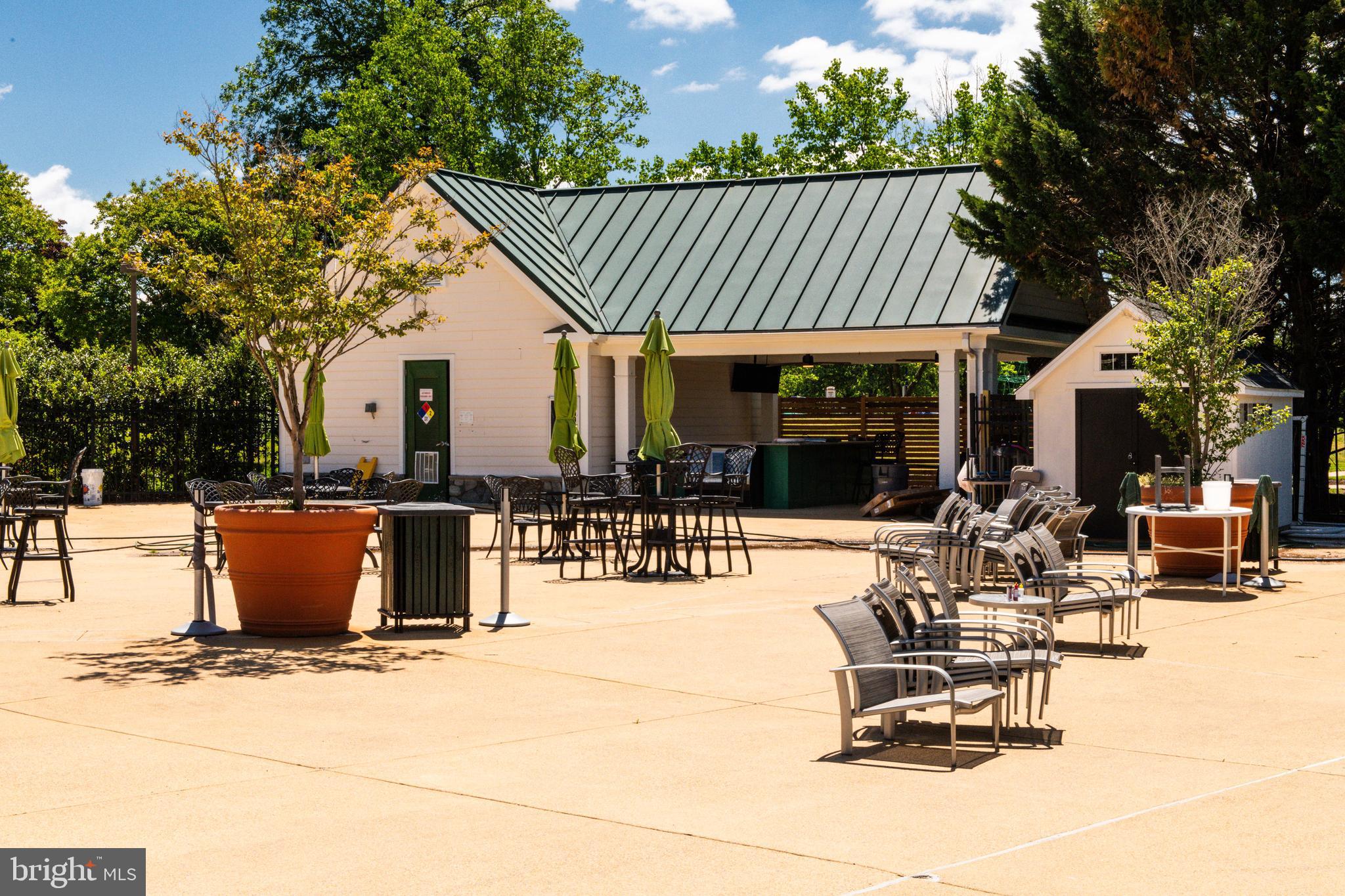 BELMONT COUNTRY CLUB - Residential