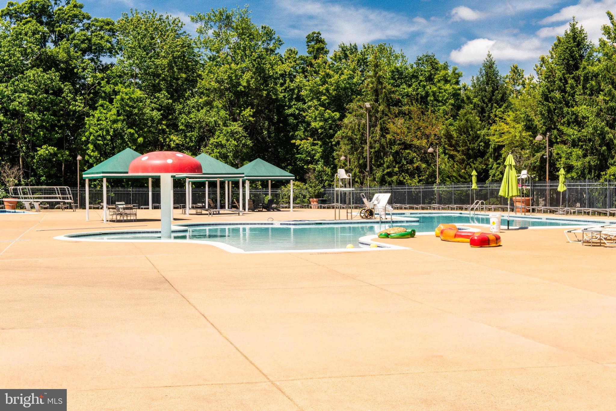 BELMONT COUNTRY CLUB - Residential