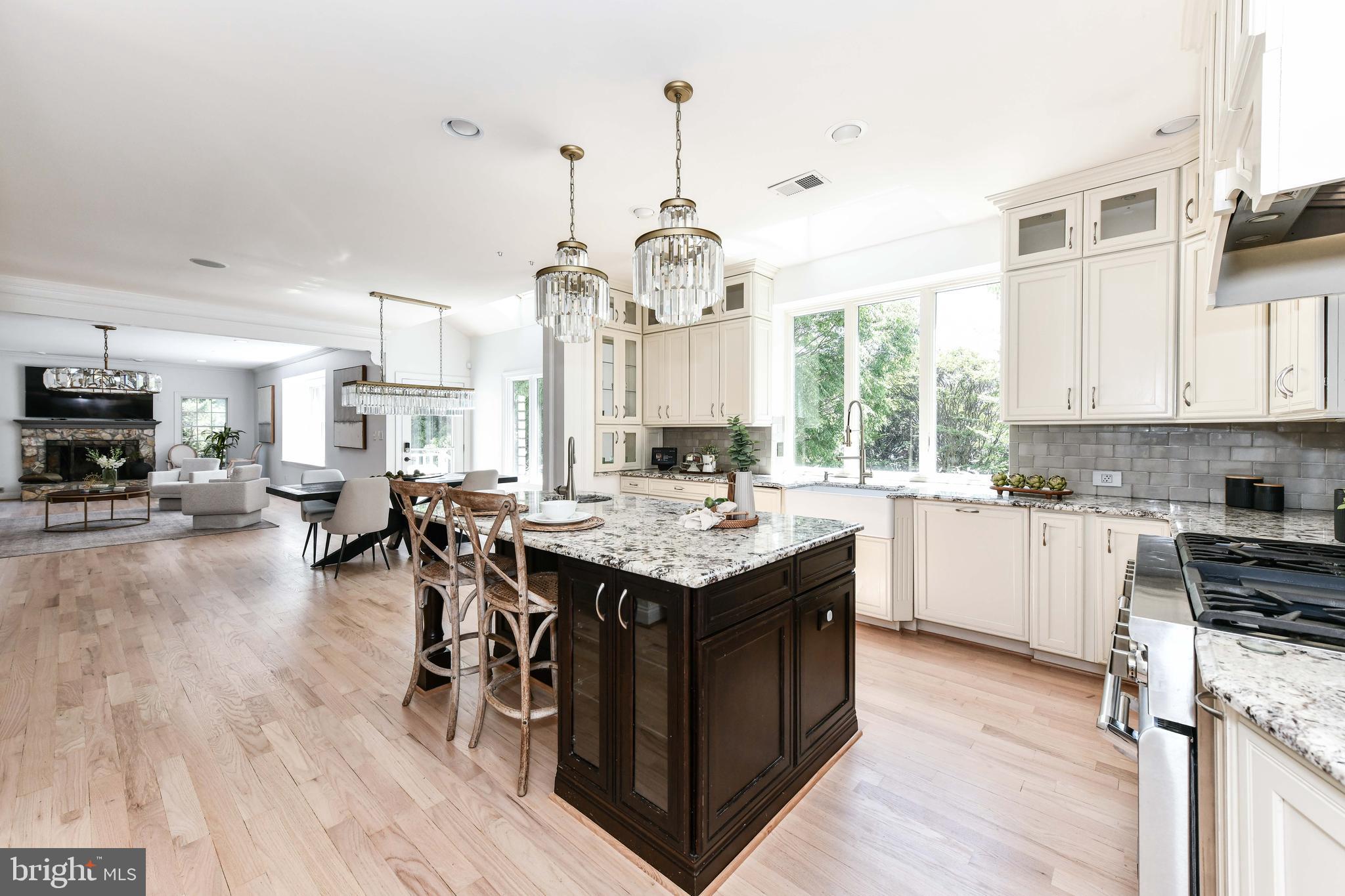BELMONT COUNTRY CLUB - Residential