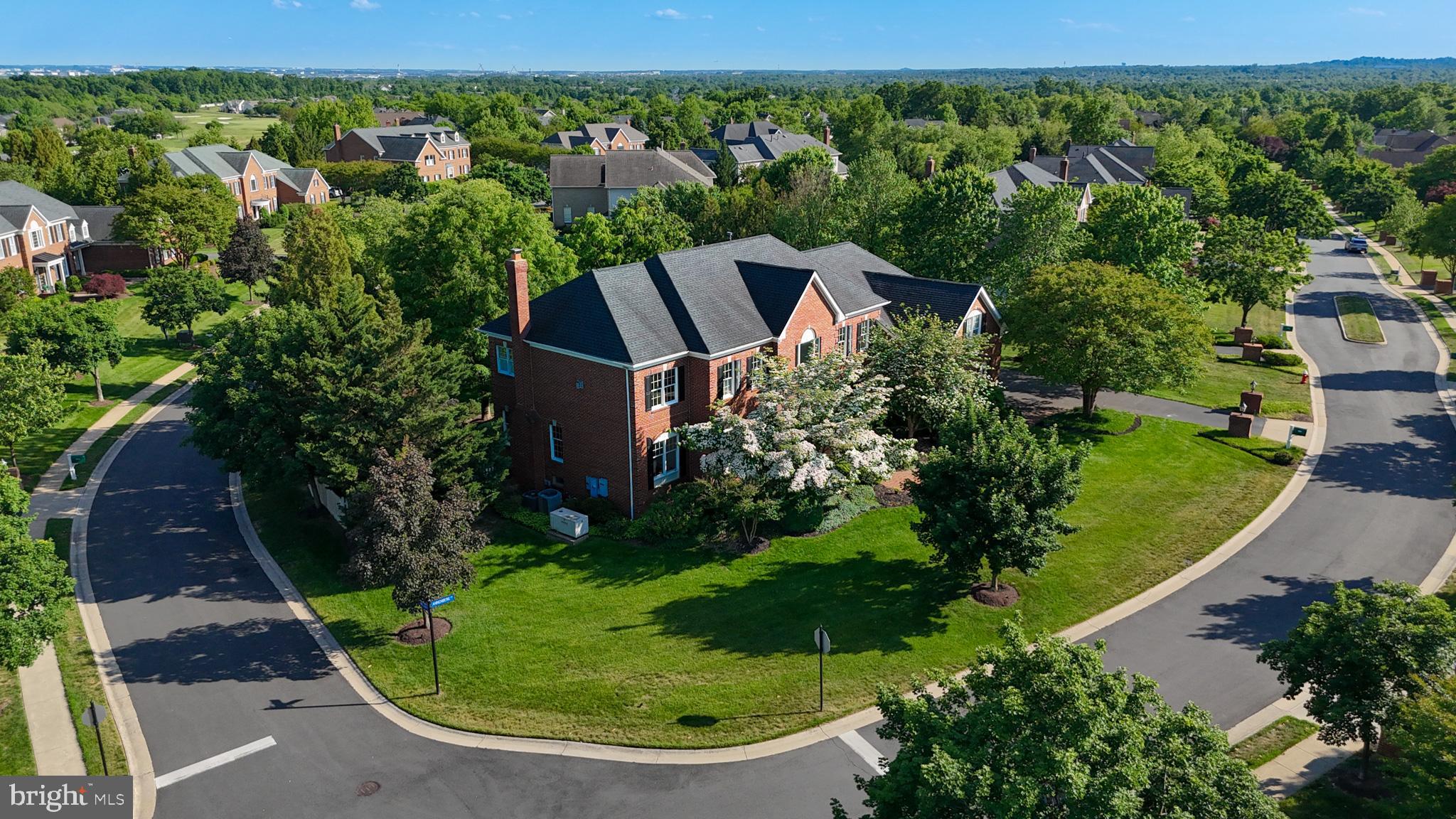 BELMONT COUNTRY CLUB - Residential