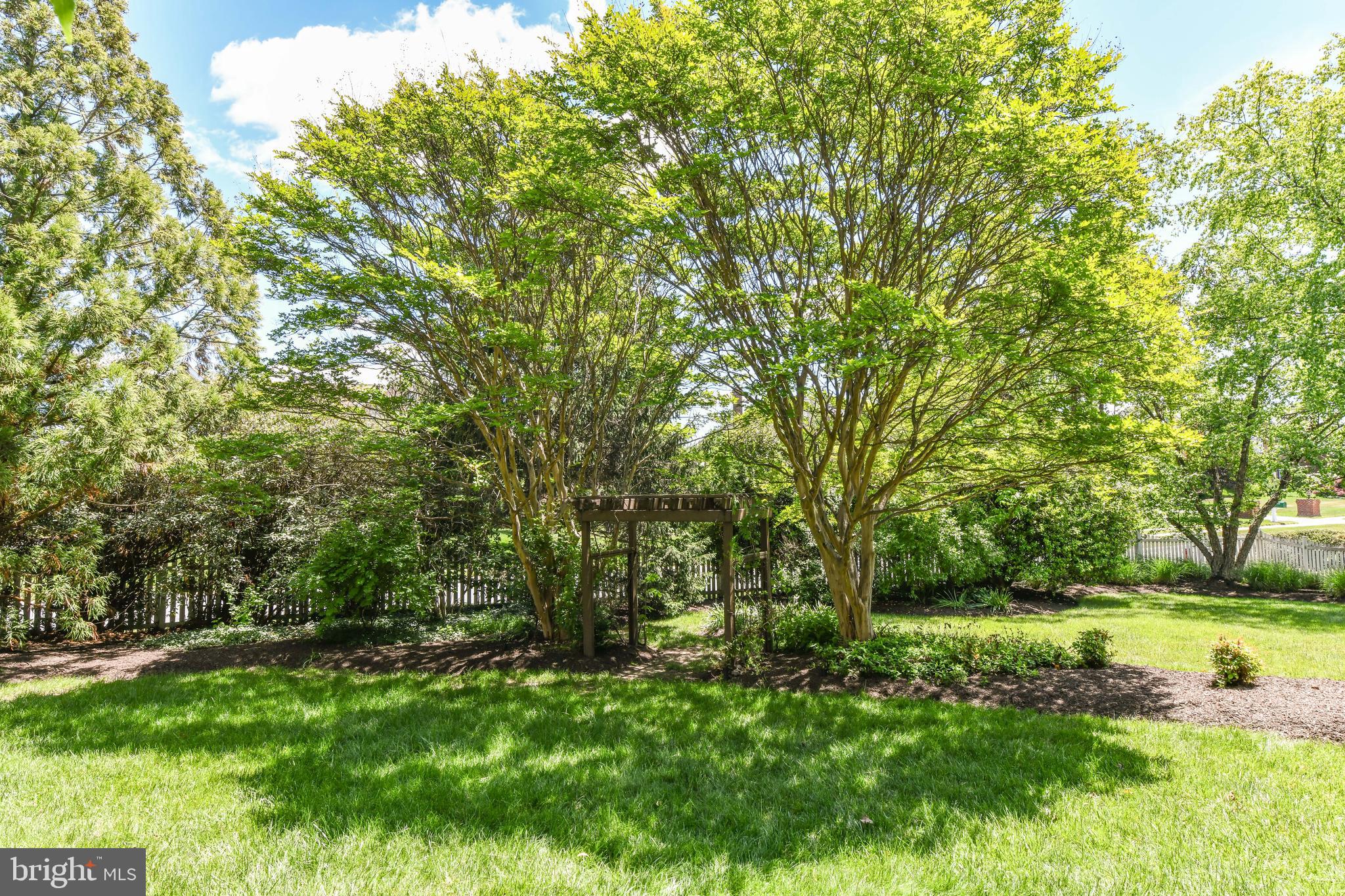 BELMONT COUNTRY CLUB - Residential
