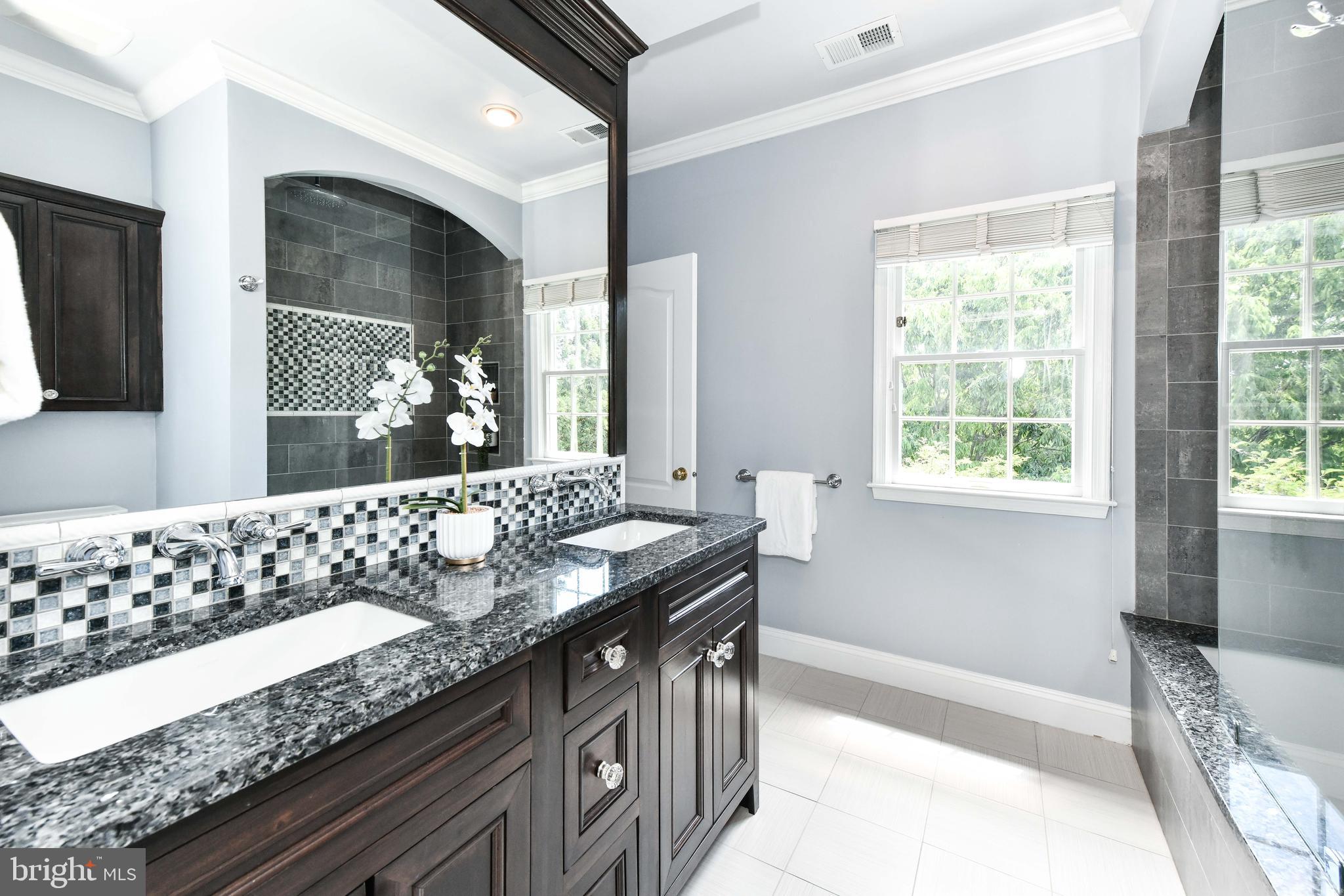 BELMONT COUNTRY CLUB - Residential