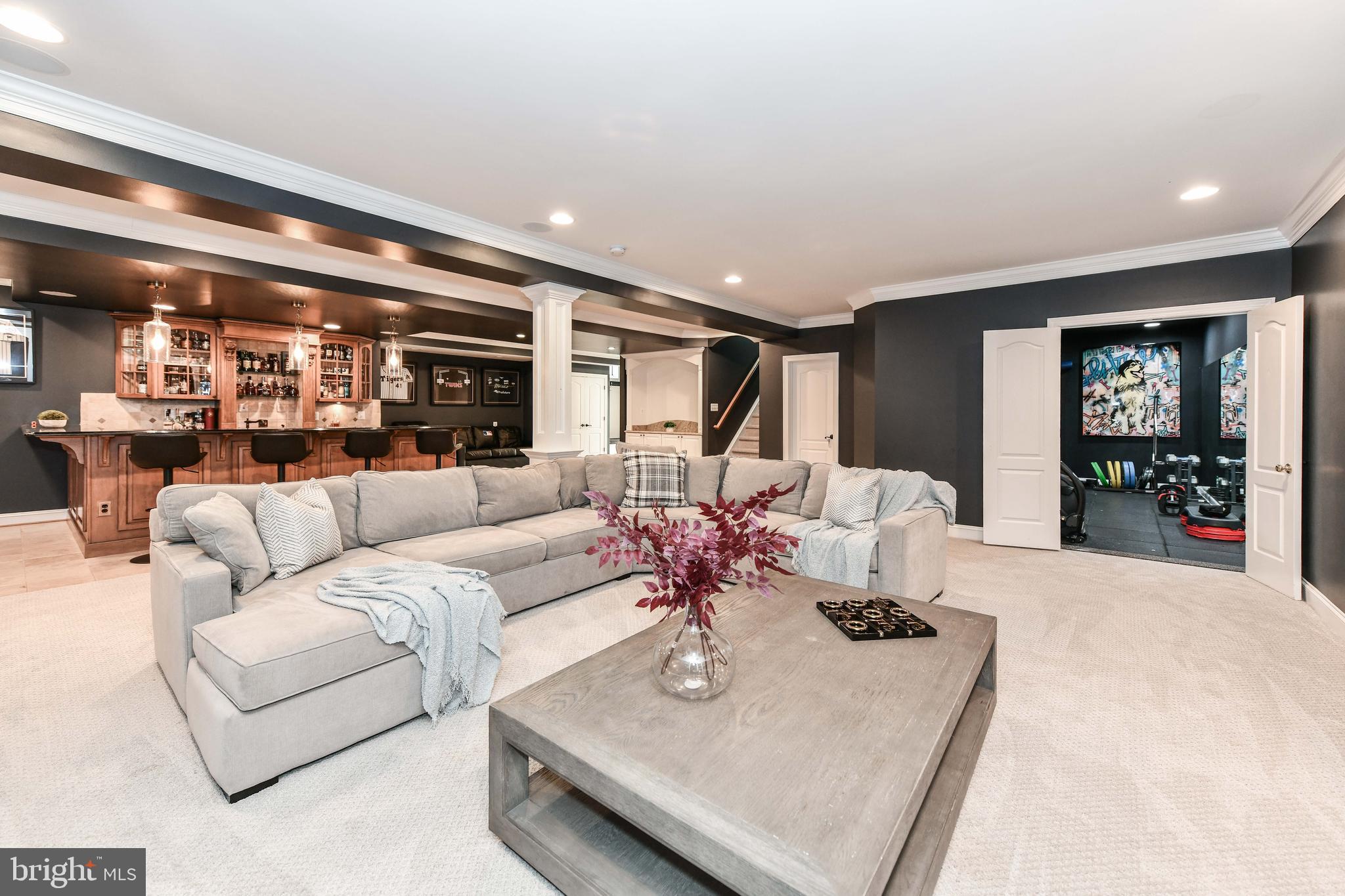 BELMONT COUNTRY CLUB - Residential