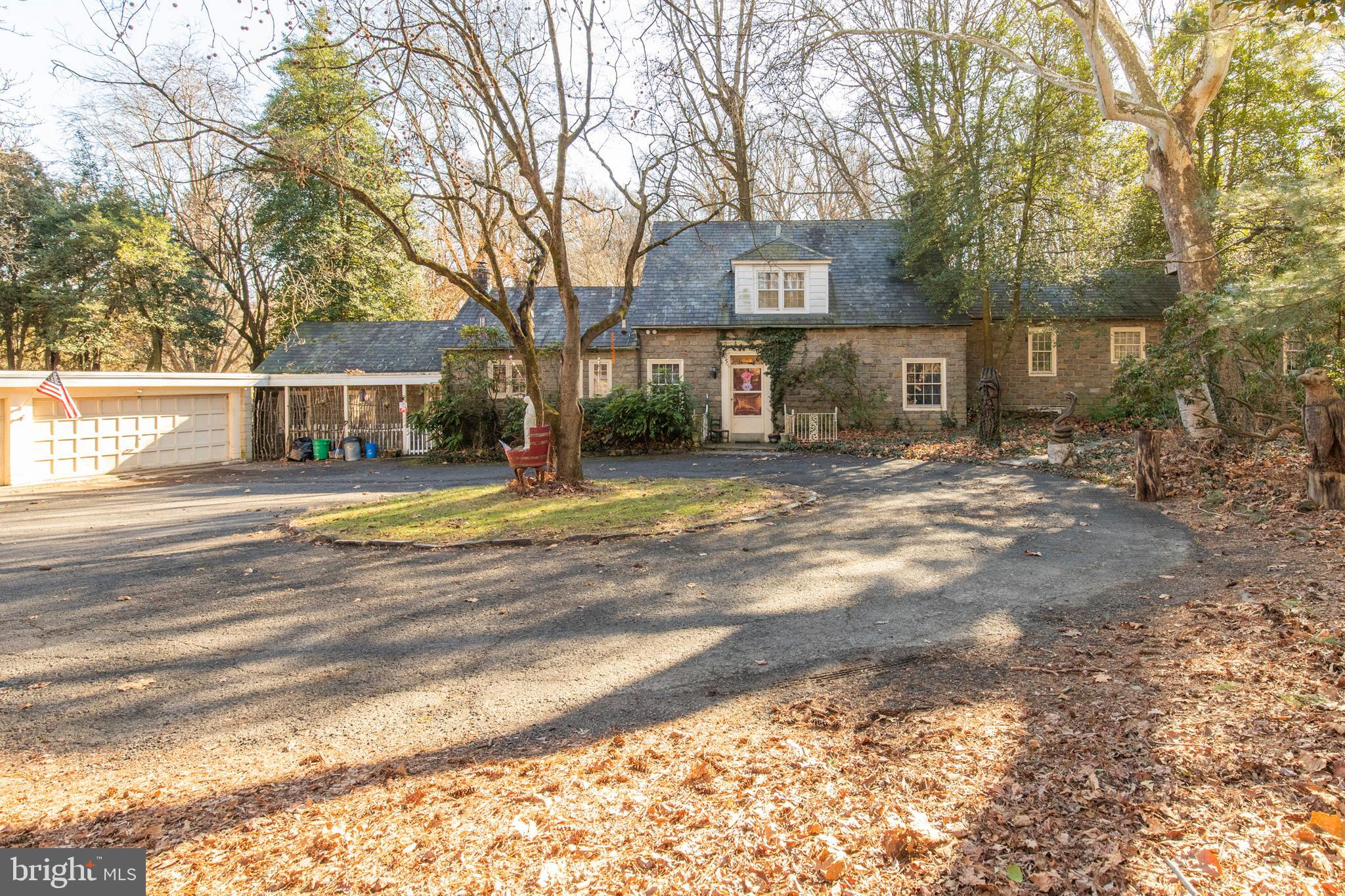 FOX CHASE - Residential