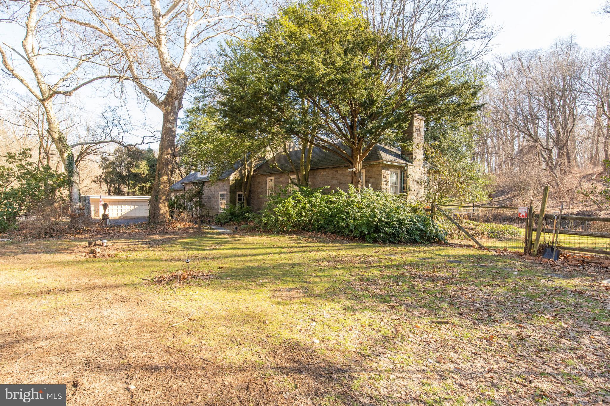 FOX CHASE - Residential