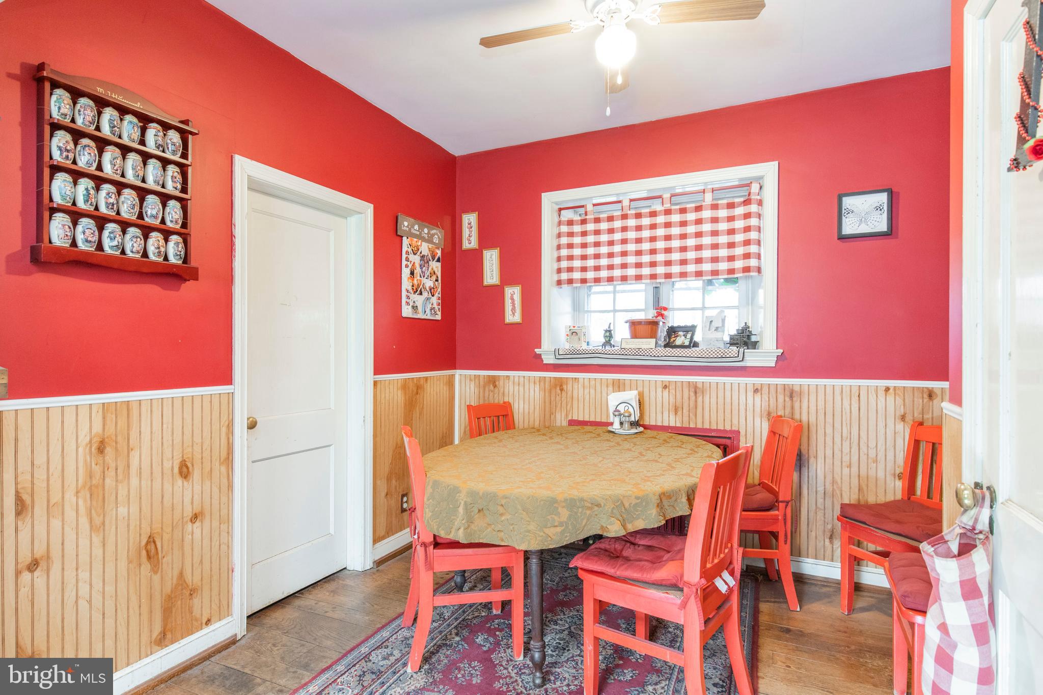 FOX CHASE - Residential