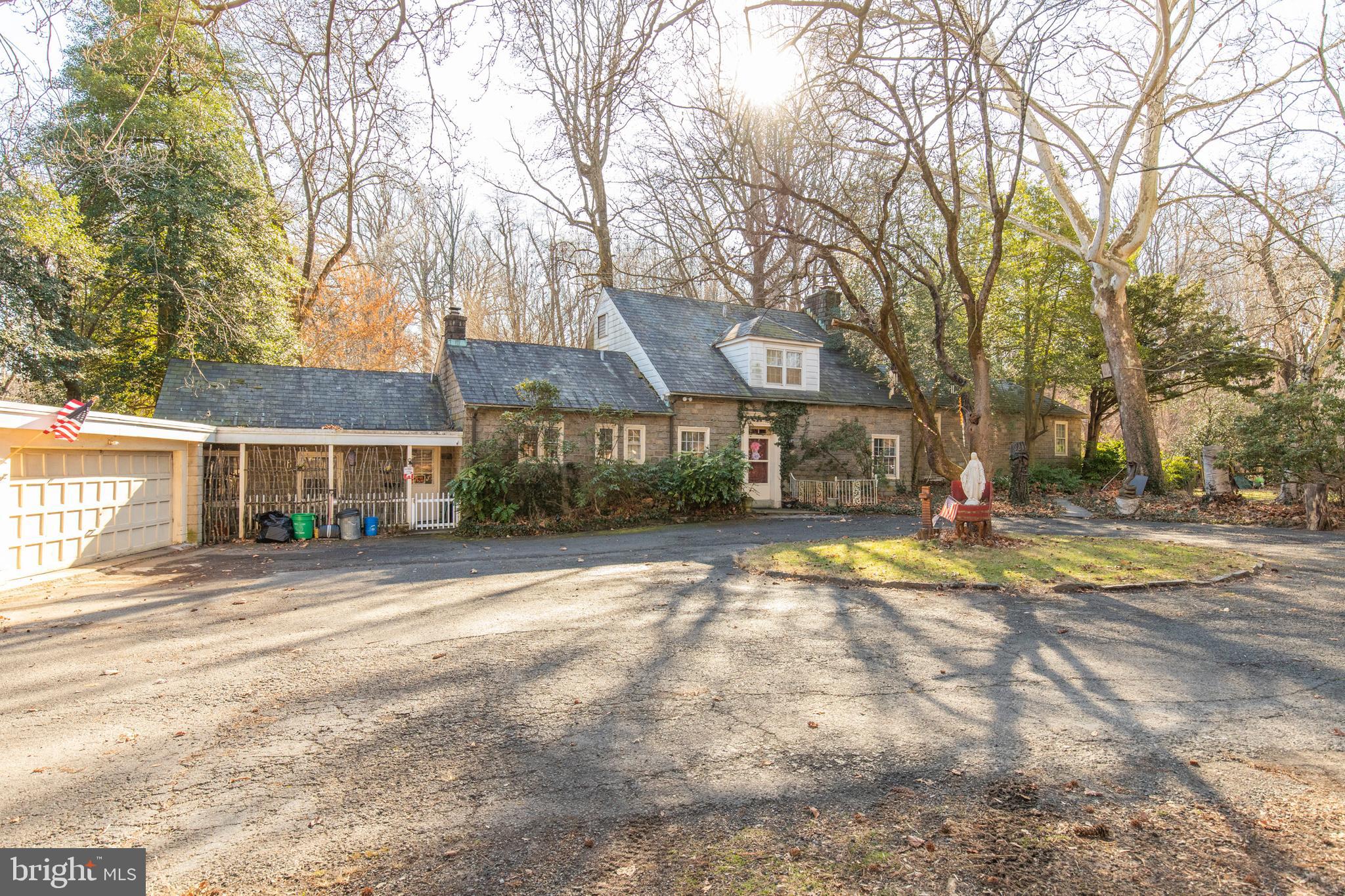 FOX CHASE - Residential