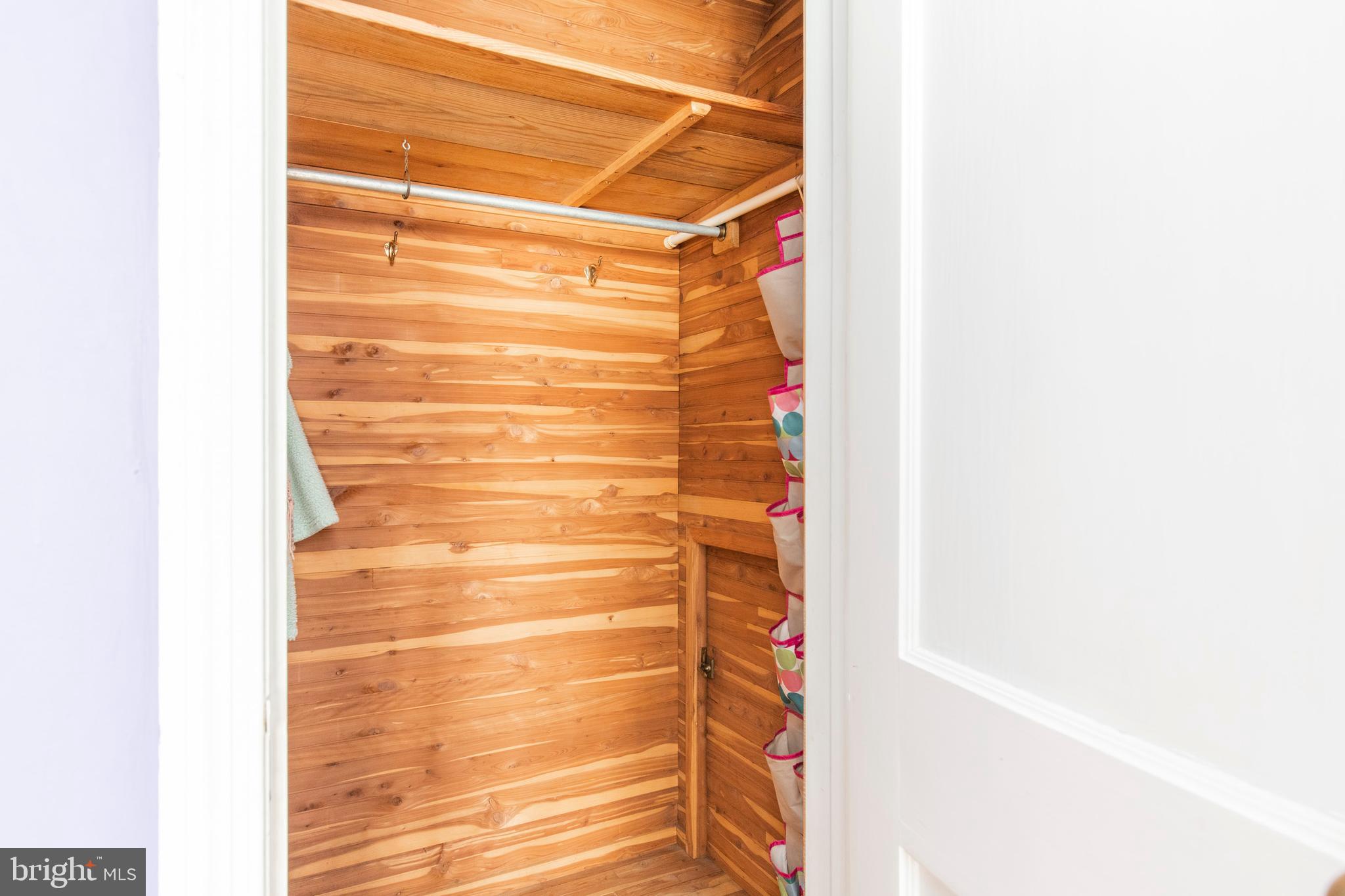 FOX CHASE - Residential