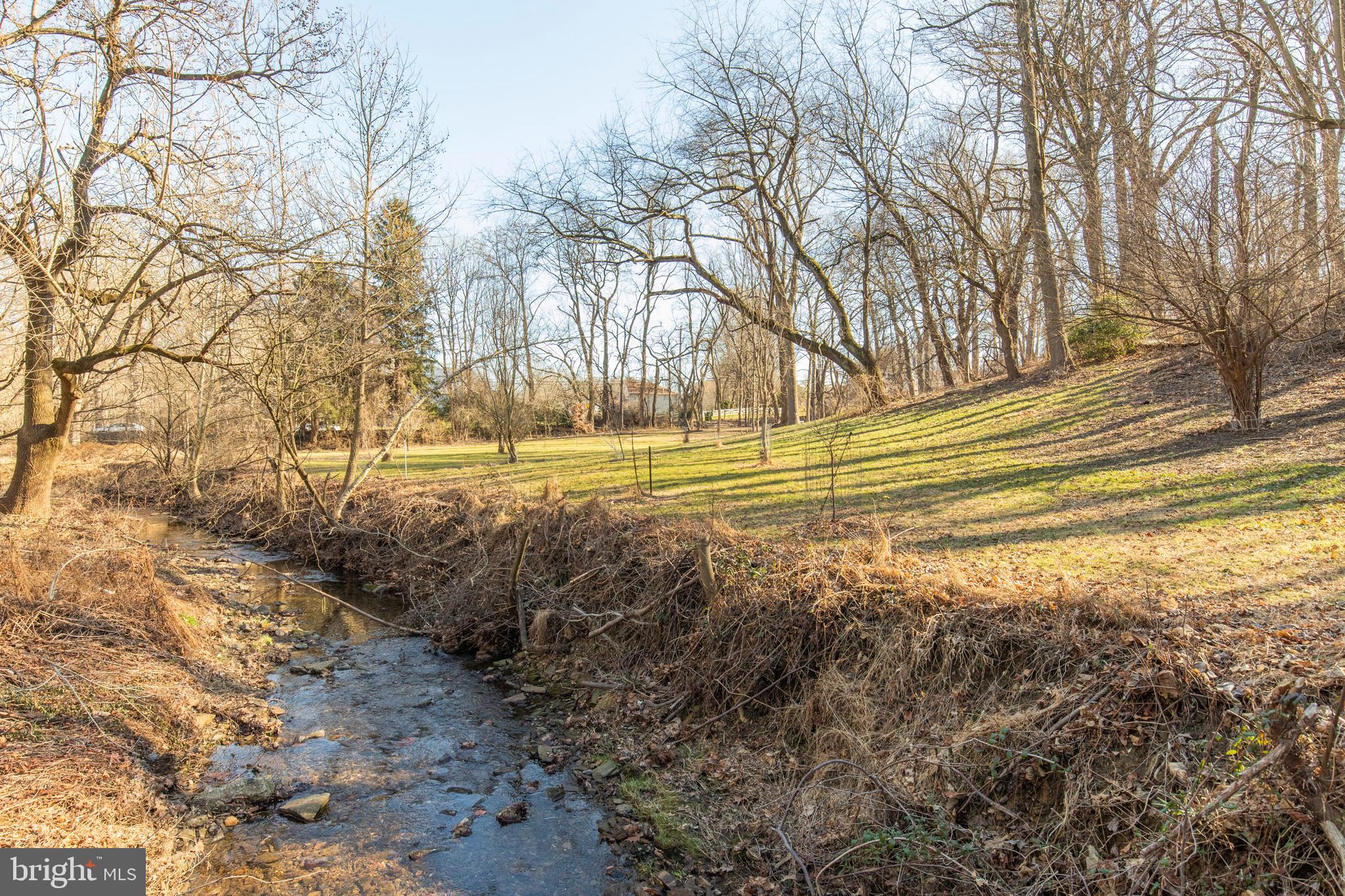 FOX CHASE - Residential