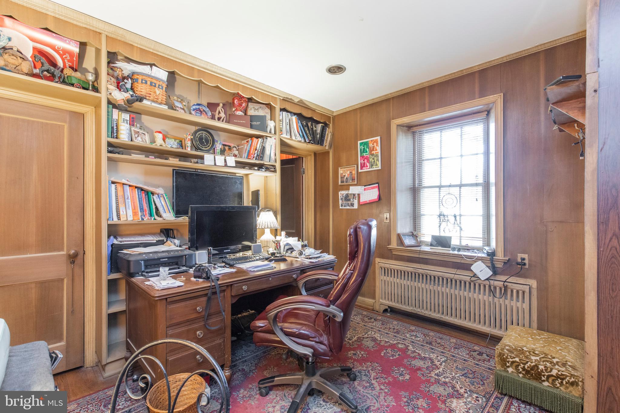 FOX CHASE - Residential