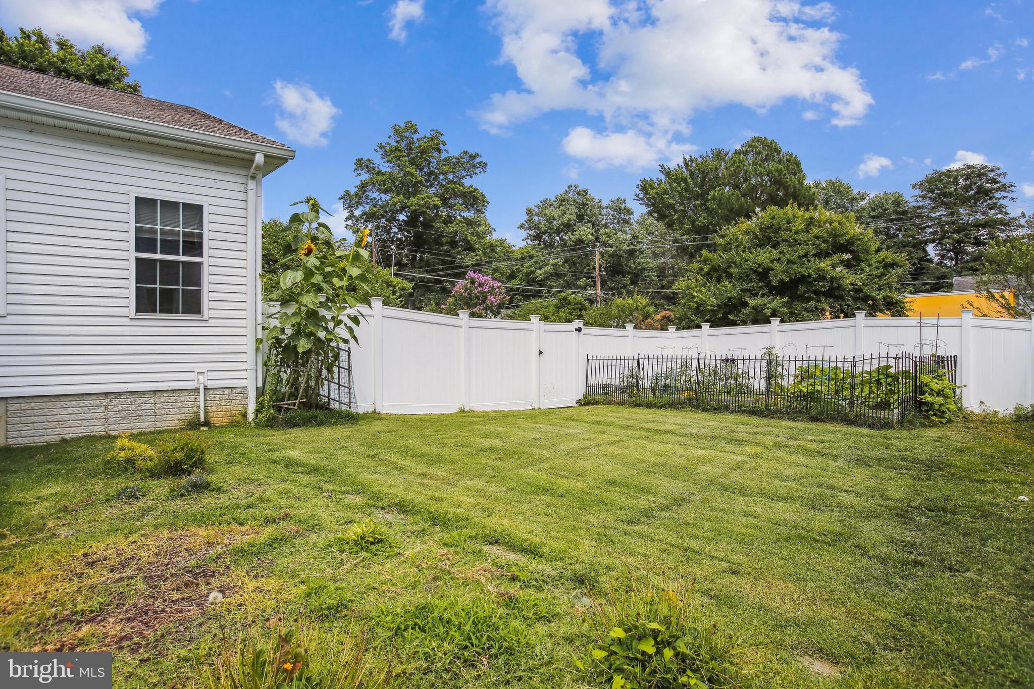 PLYMOUTH HAVEN - Residential