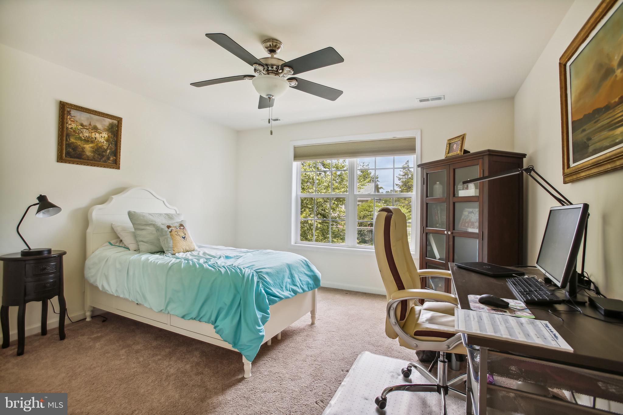 PLYMOUTH HAVEN - Residential