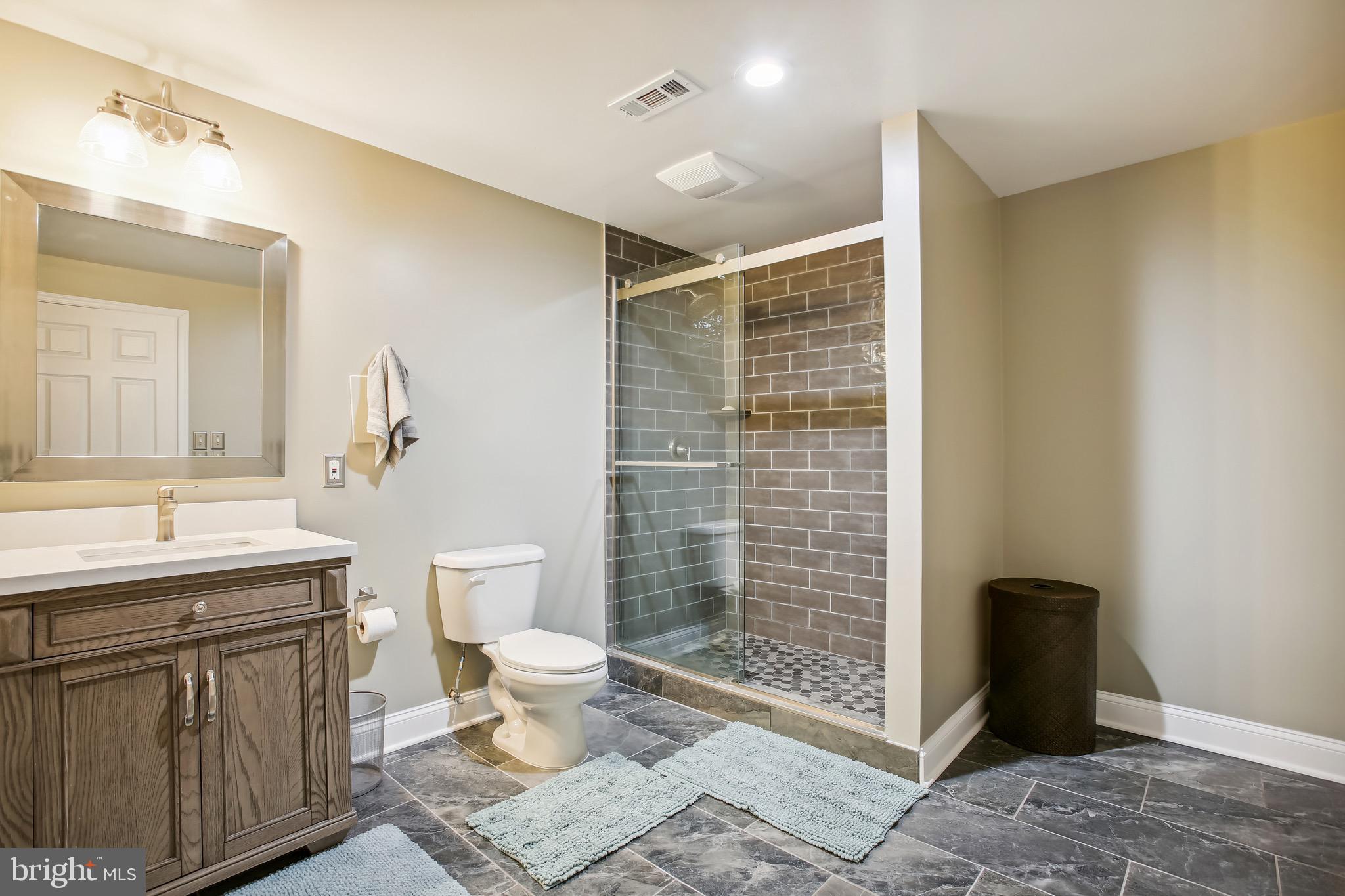 PLYMOUTH HAVEN - Residential