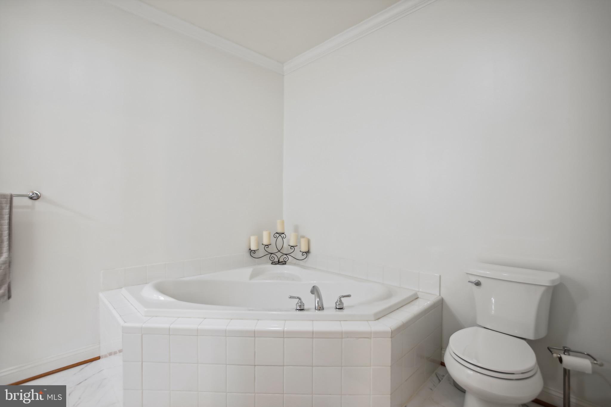 PLYMOUTH HAVEN - Residential