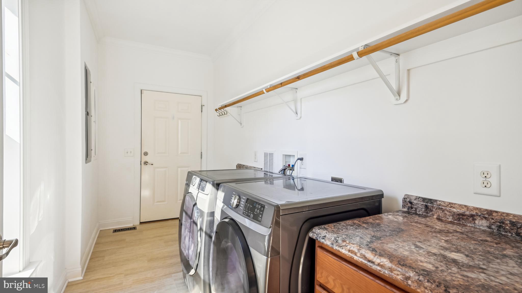 PLYMOUTH HAVEN - Residential