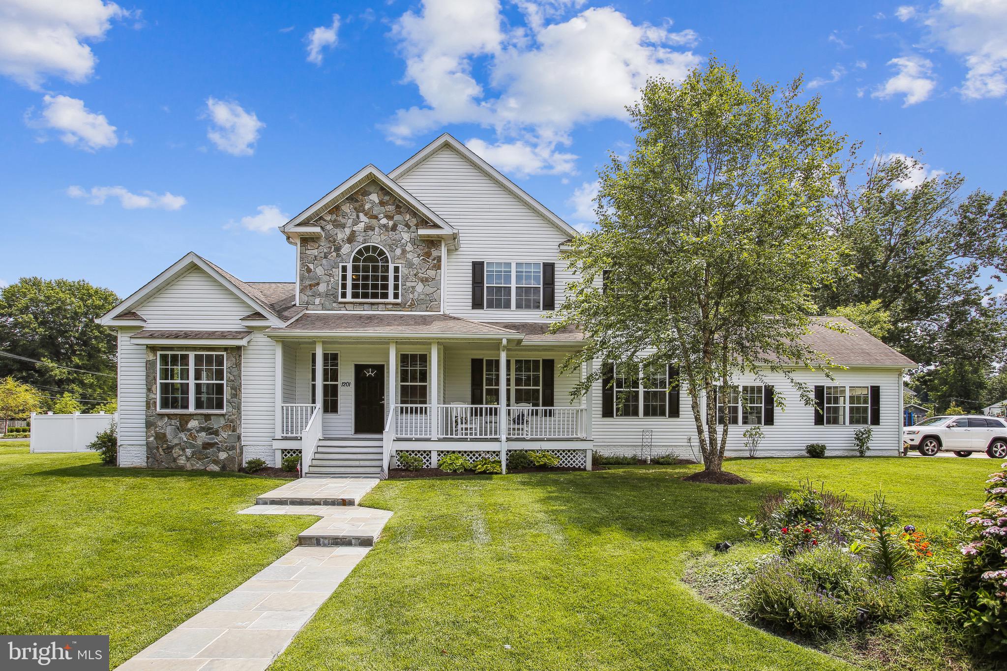 PLYMOUTH HAVEN - Residential